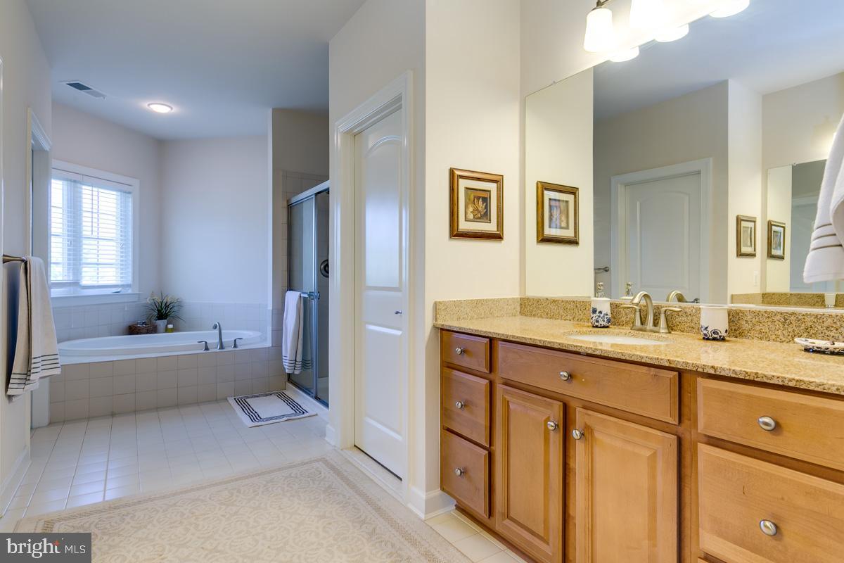 AVONLEA - Residential Lease