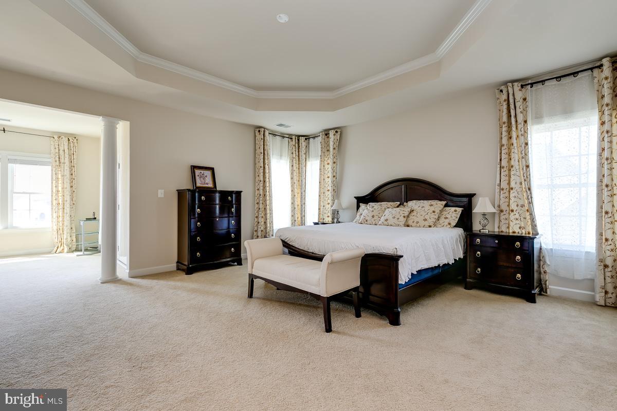 AVONLEA - Residential Lease