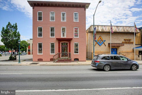 Condo For Rent - 60 E Washington Street #APT 1 E<br/> Washington County, HAGERSTOWN, MD 21740