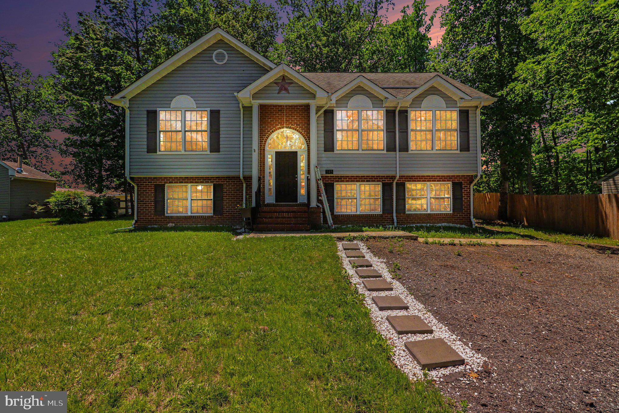 LAKE LAND OR - Residential