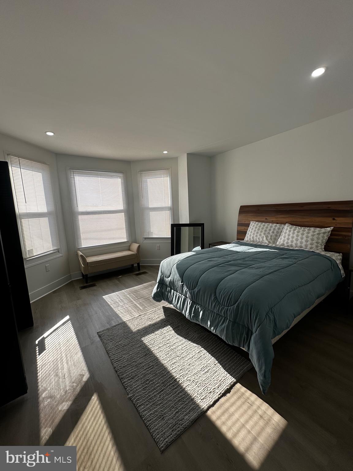 COBBS CREEK - Residential