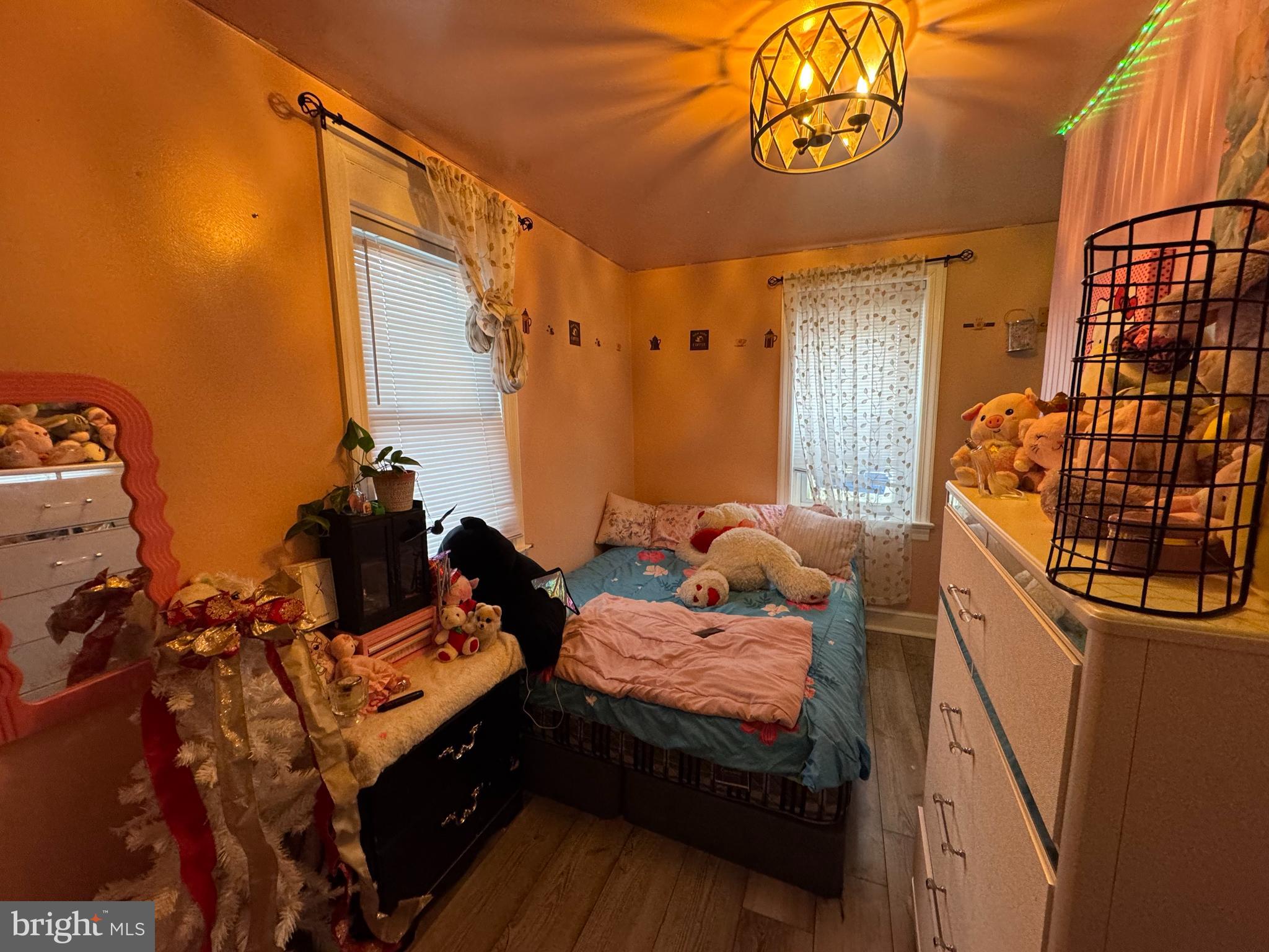 1101 E PRINCESS STREET