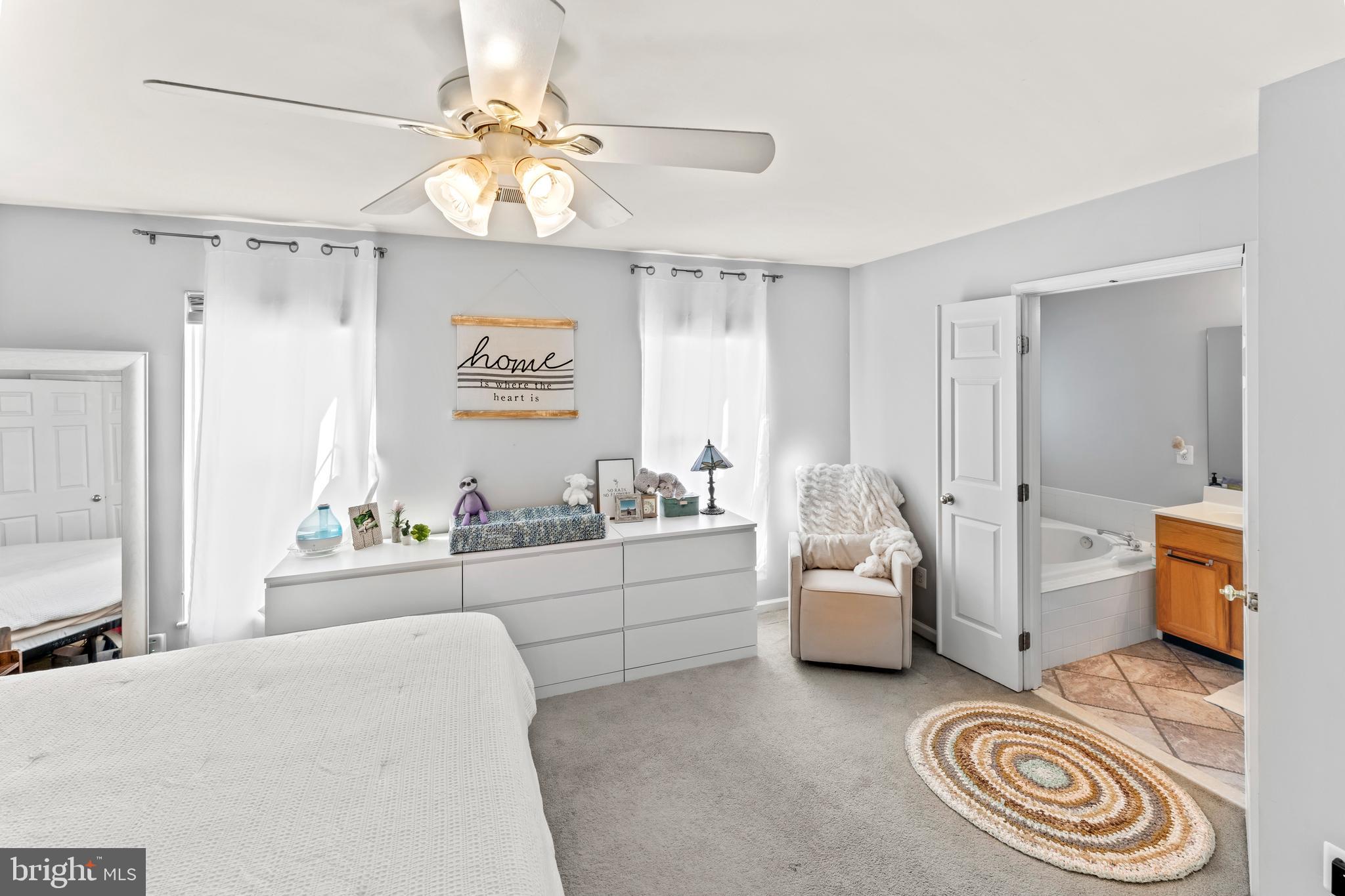 RIVER OAKS - Residential