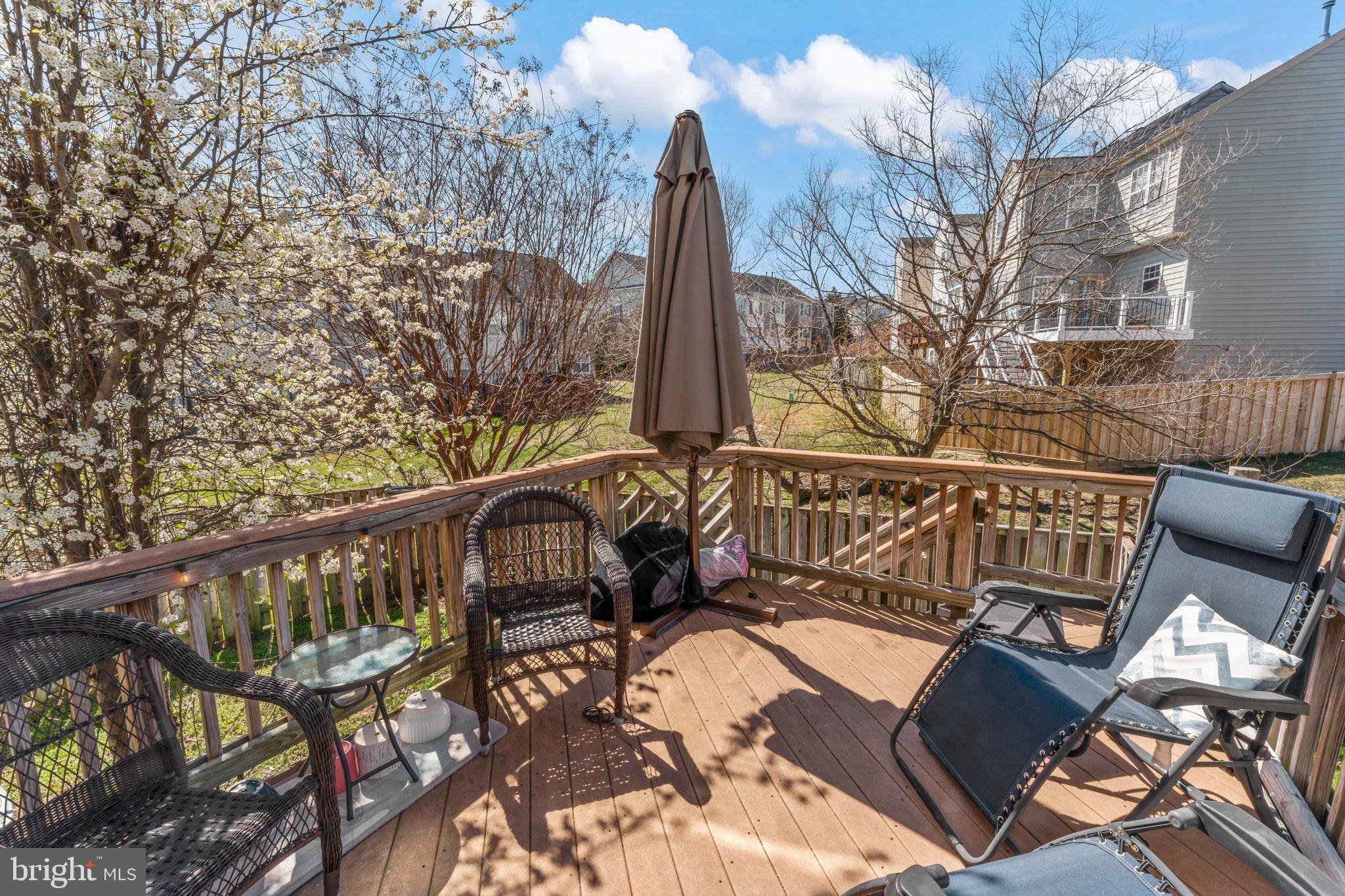 RIVER OAKS - Residential