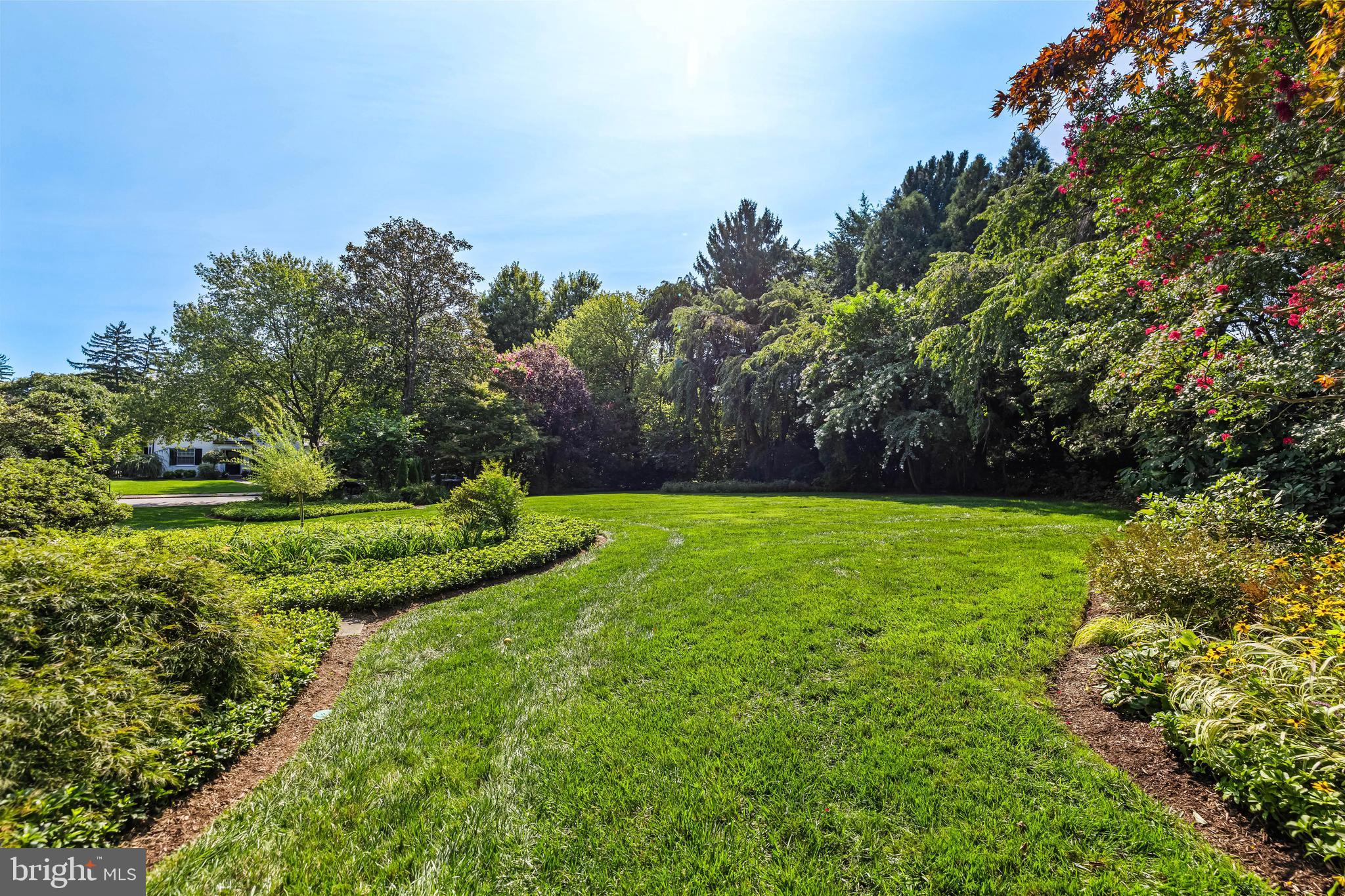 HOMELAND HISTORIC DISTRICT - Residential