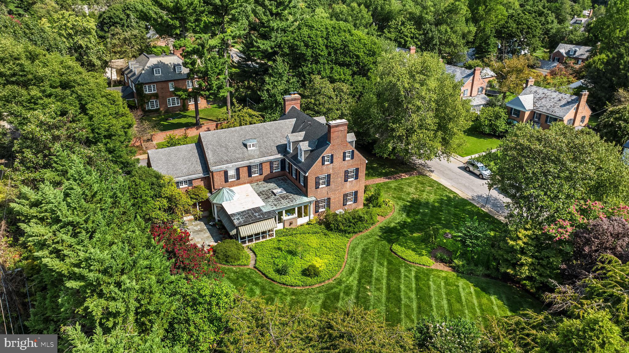 HOMELAND HISTORIC DISTRICT - Residential