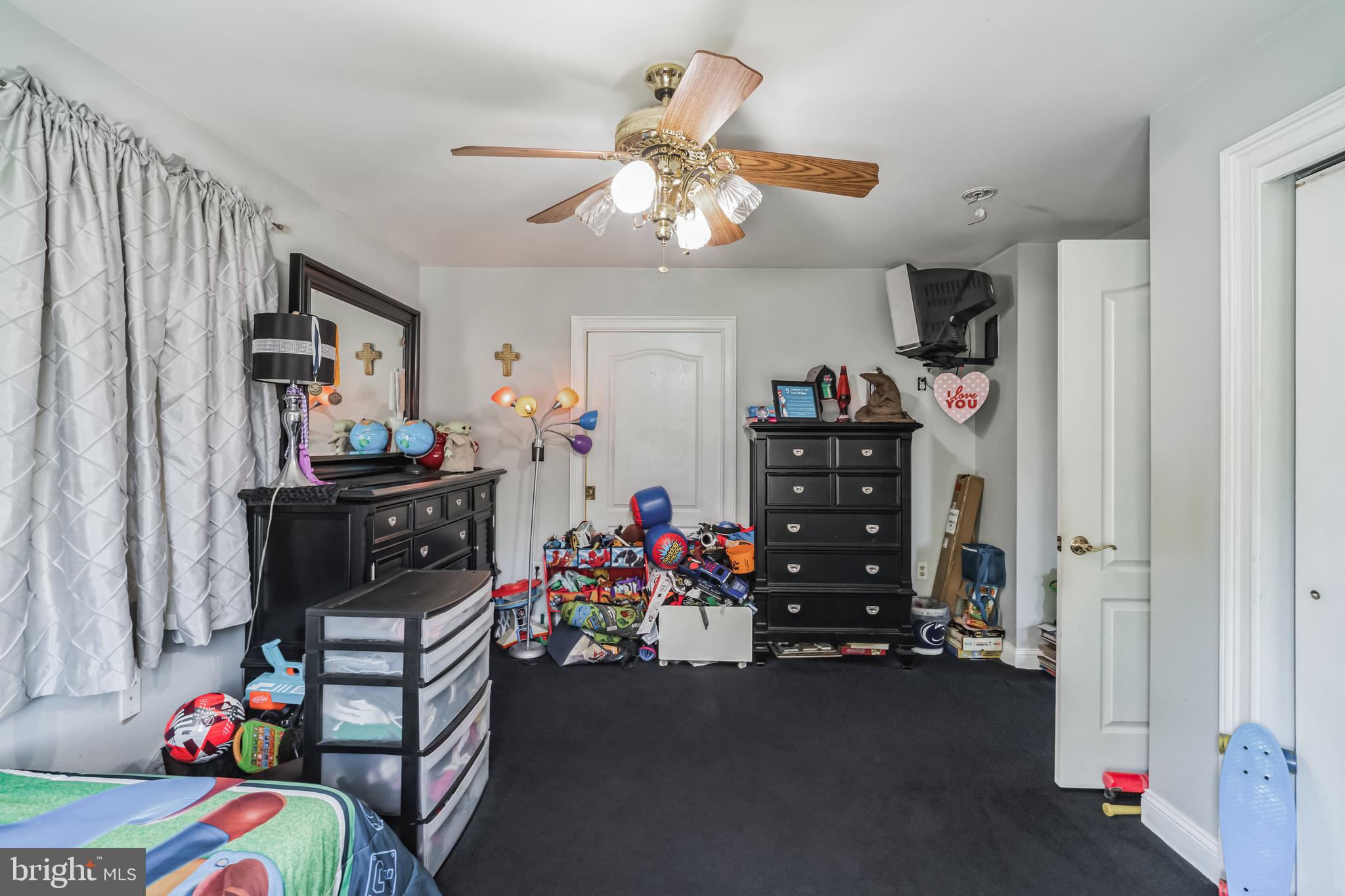 RHAWNHURST - Residential