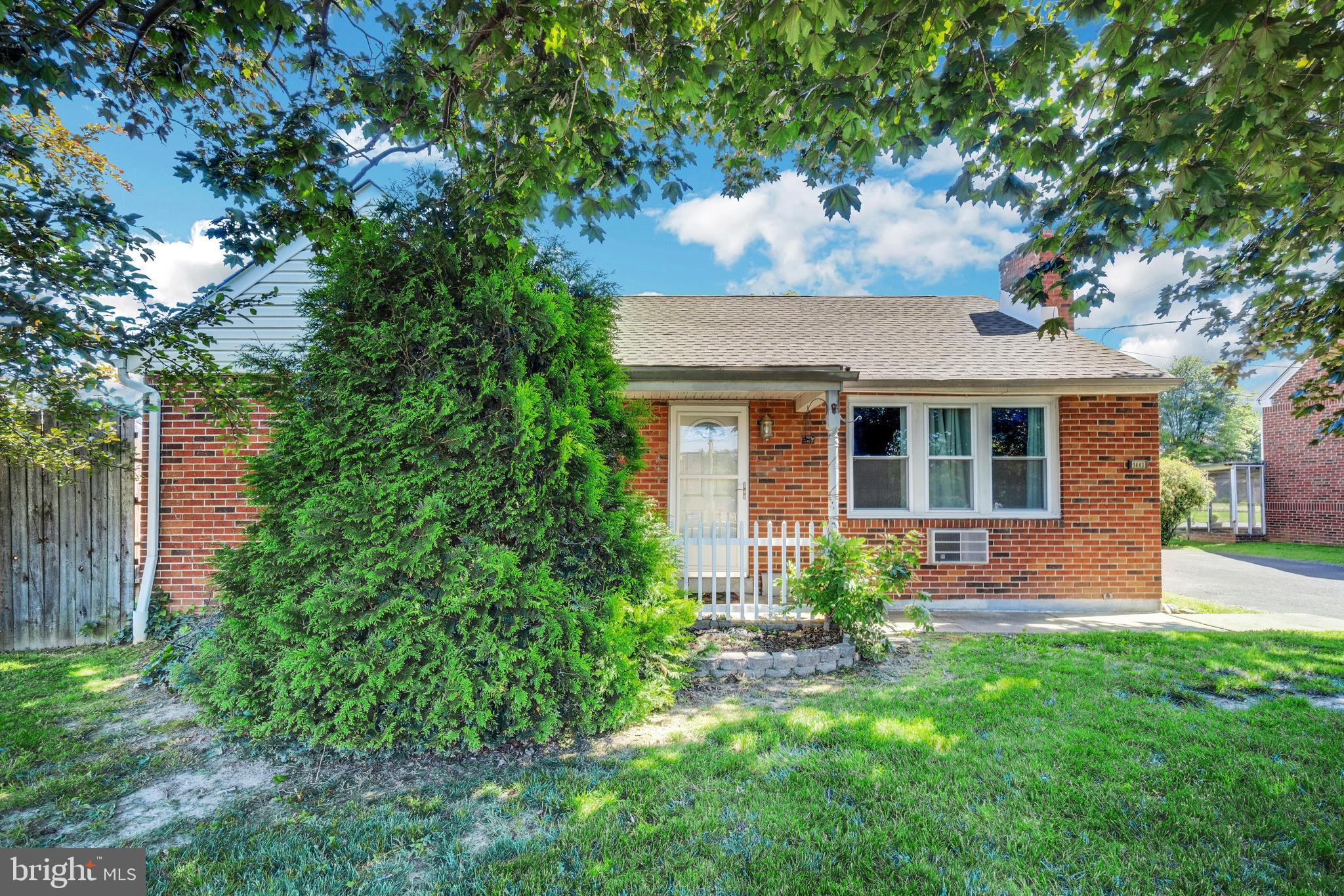 RHAWNHURST - Residential