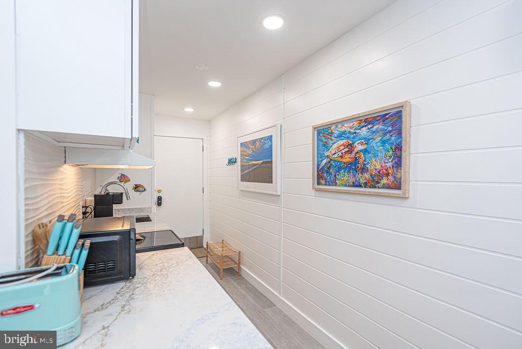 12 72ND STREET 204
