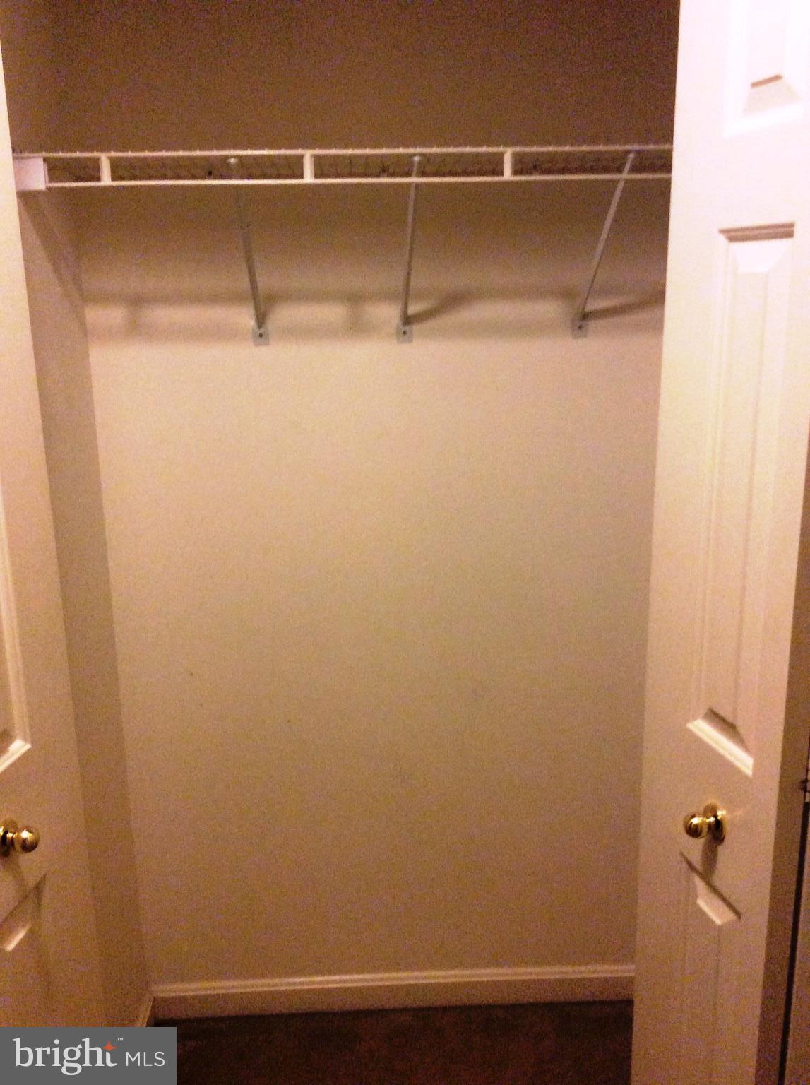 RIVERSIDE - Residential Lease