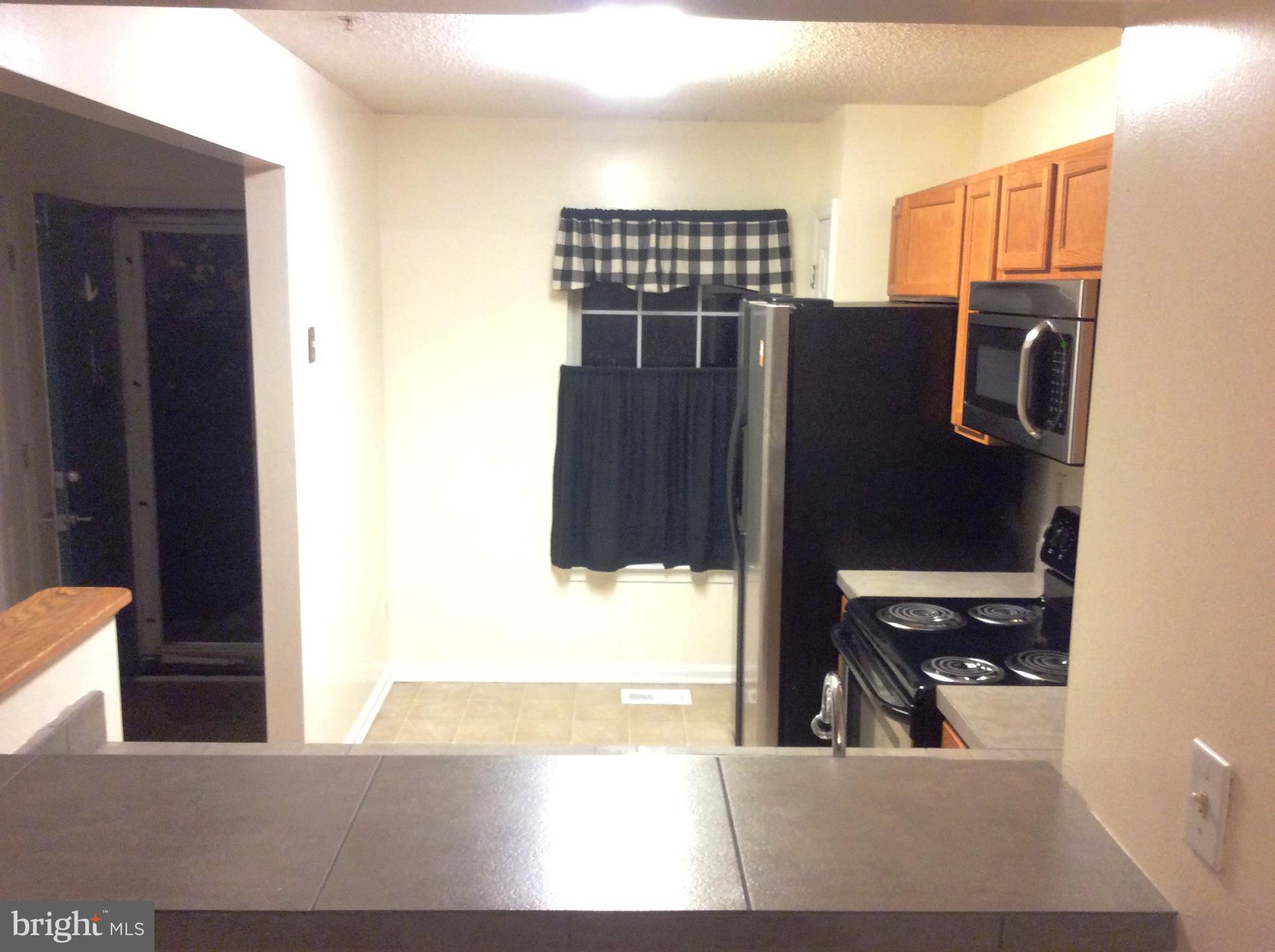 RIVERSIDE - Residential Lease