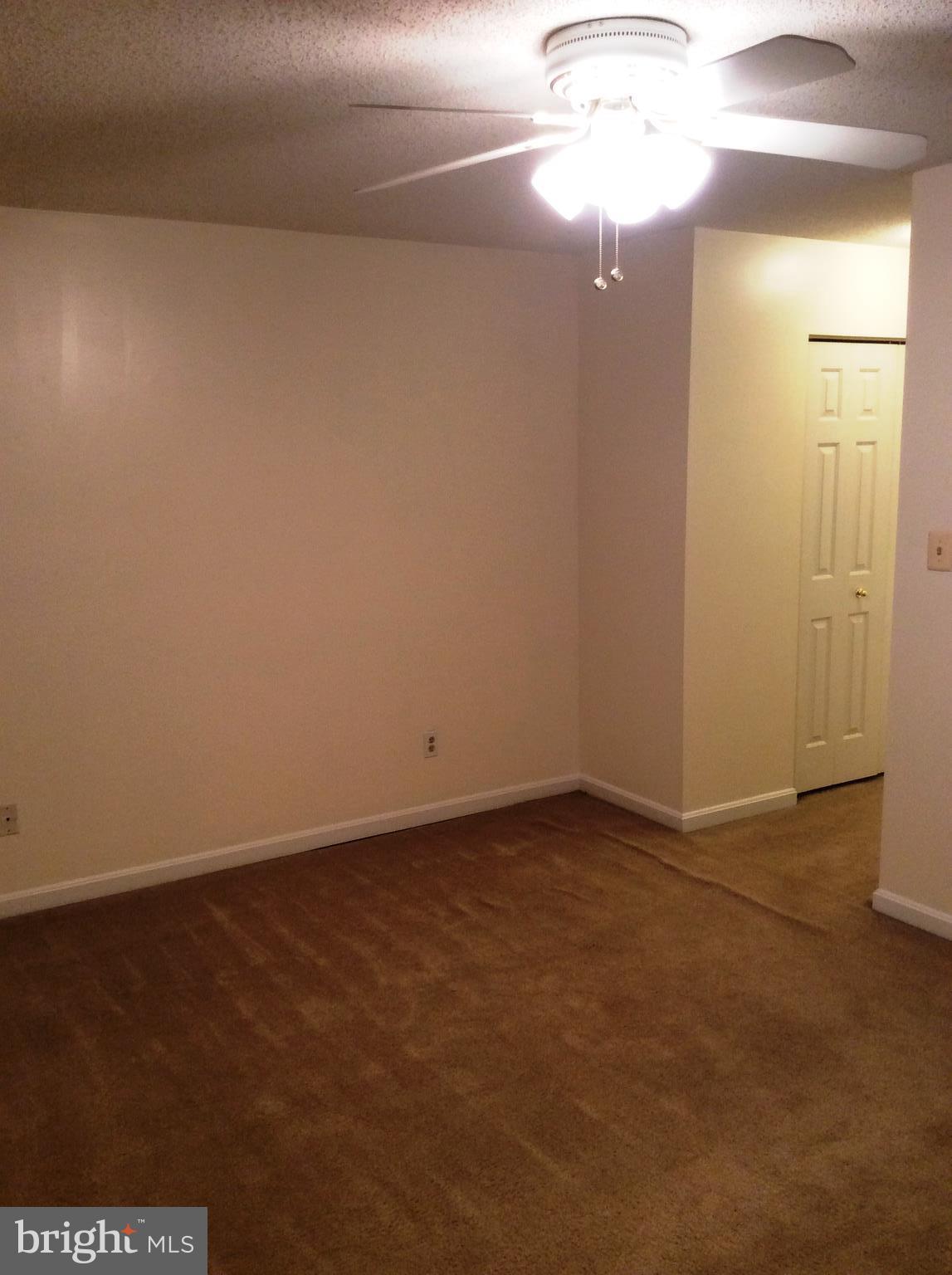 RIVERSIDE - Residential Lease