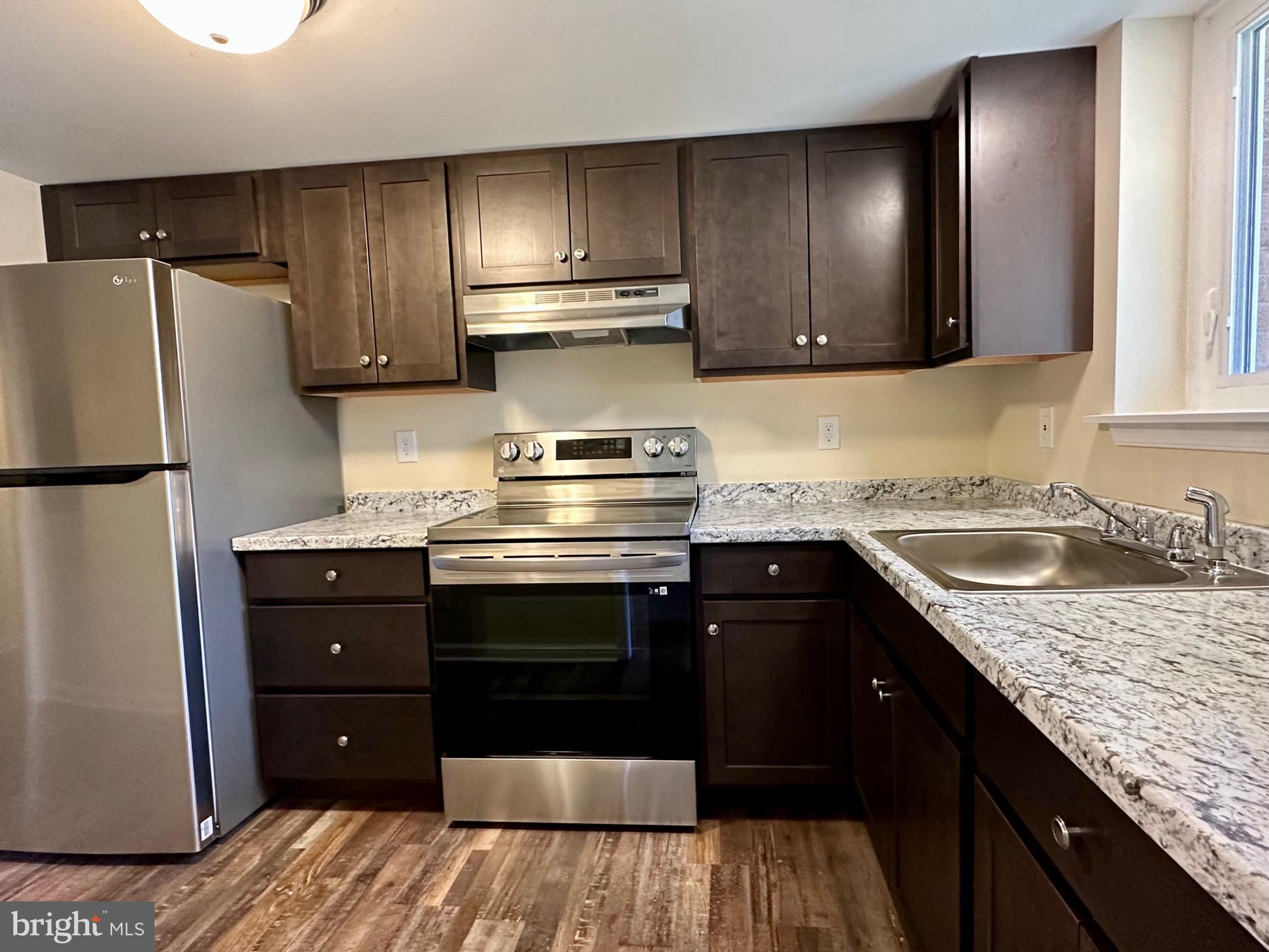 WOODMONT NORTH - Residential