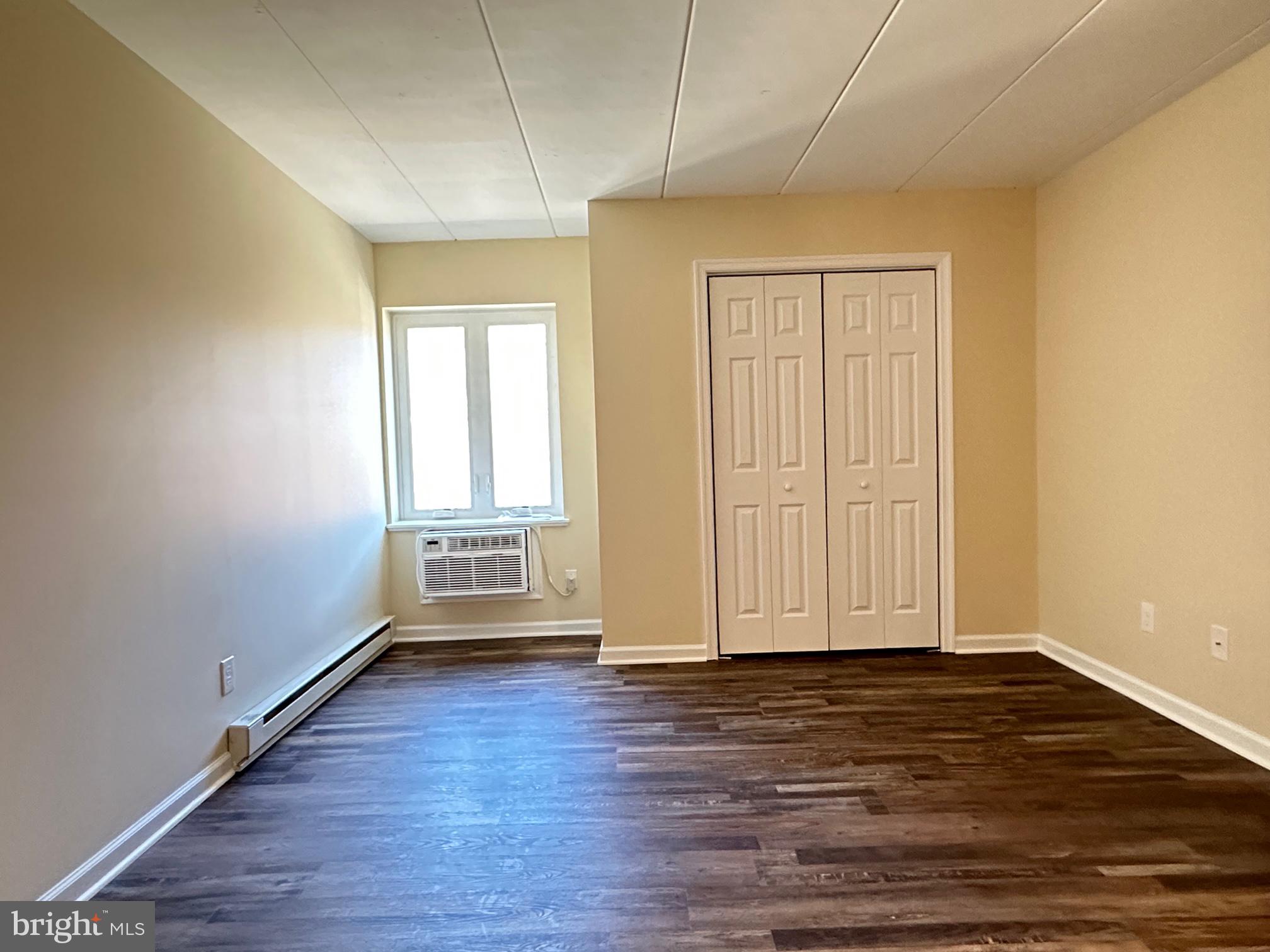 WOODMONT NORTH - Residential