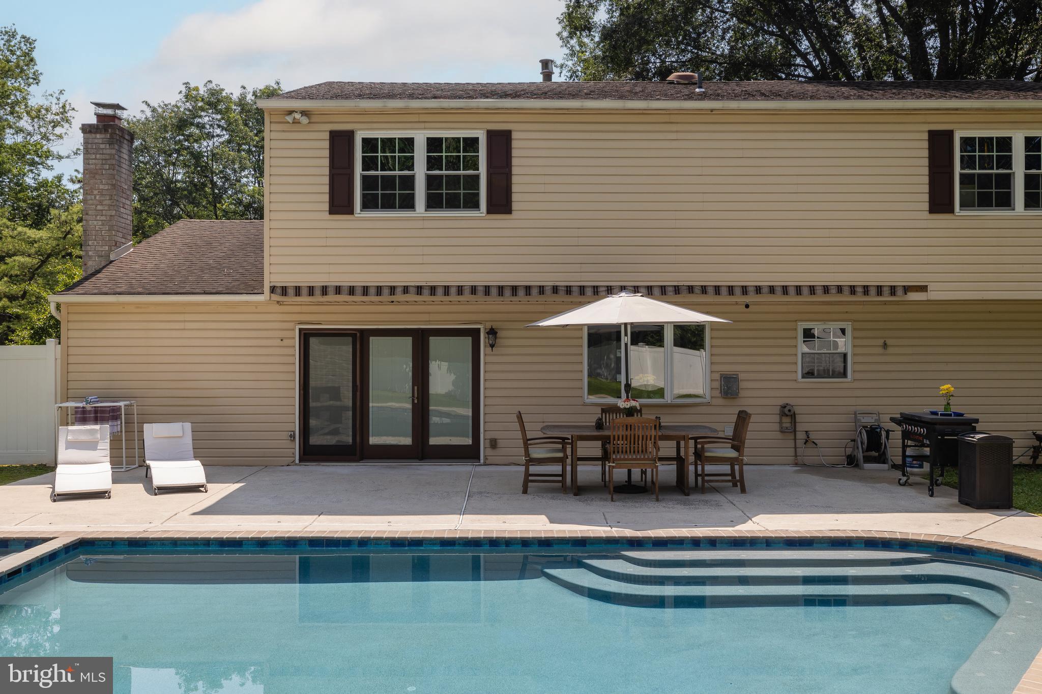 HUNTINGDON HOMES - Residential