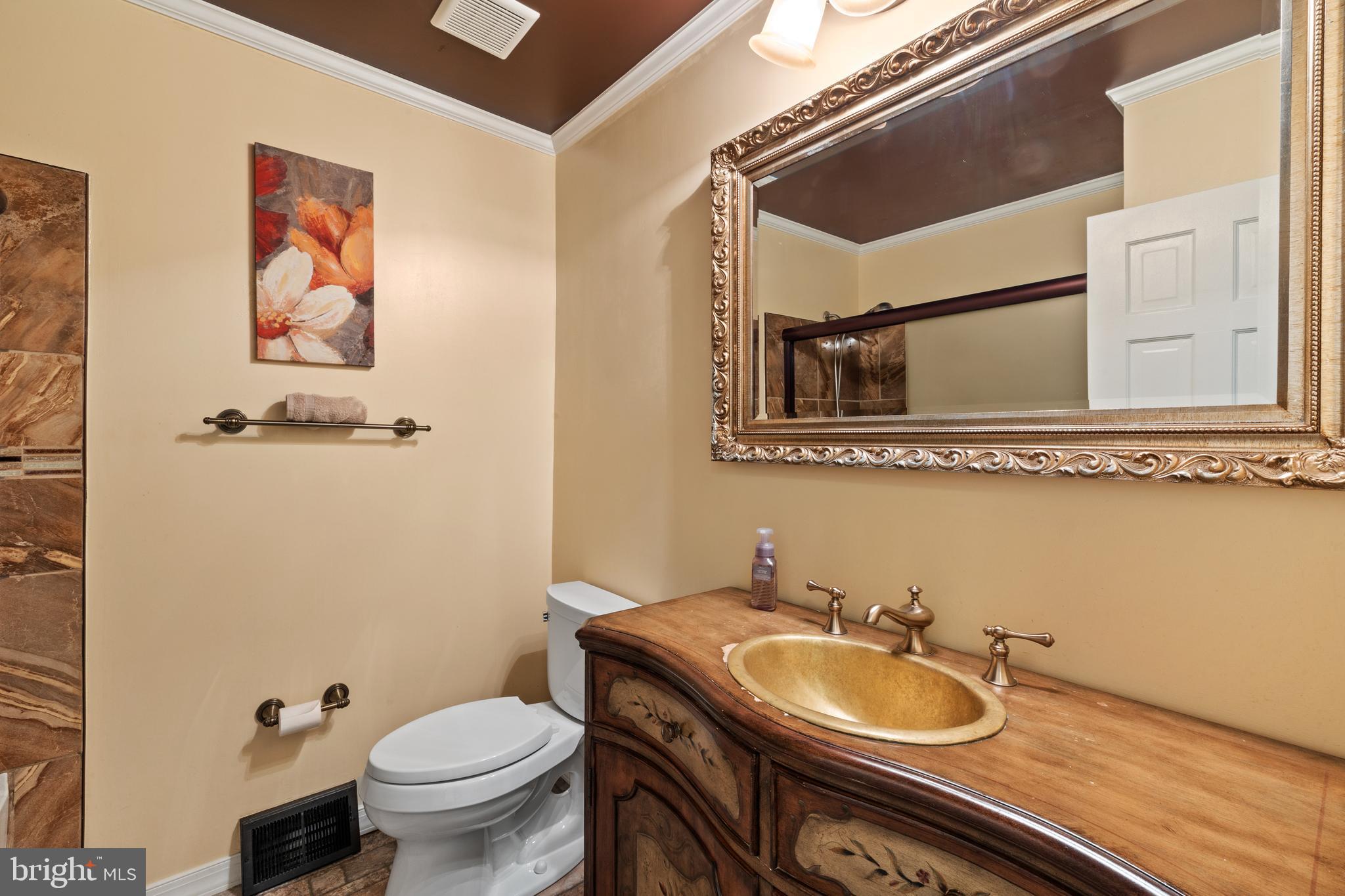 HUNTINGDON HOMES - Residential