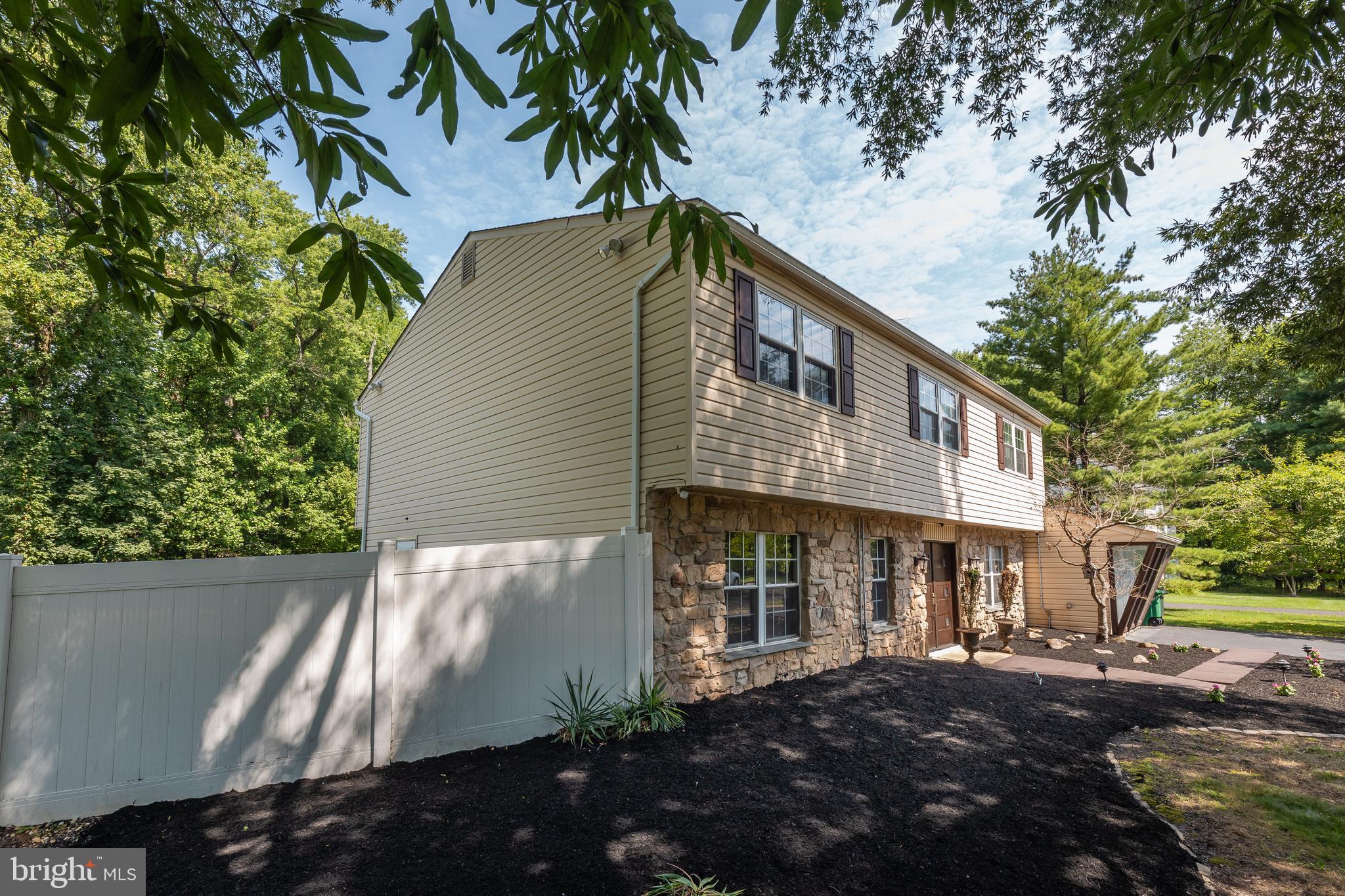 HUNTINGDON HOMES - Residential