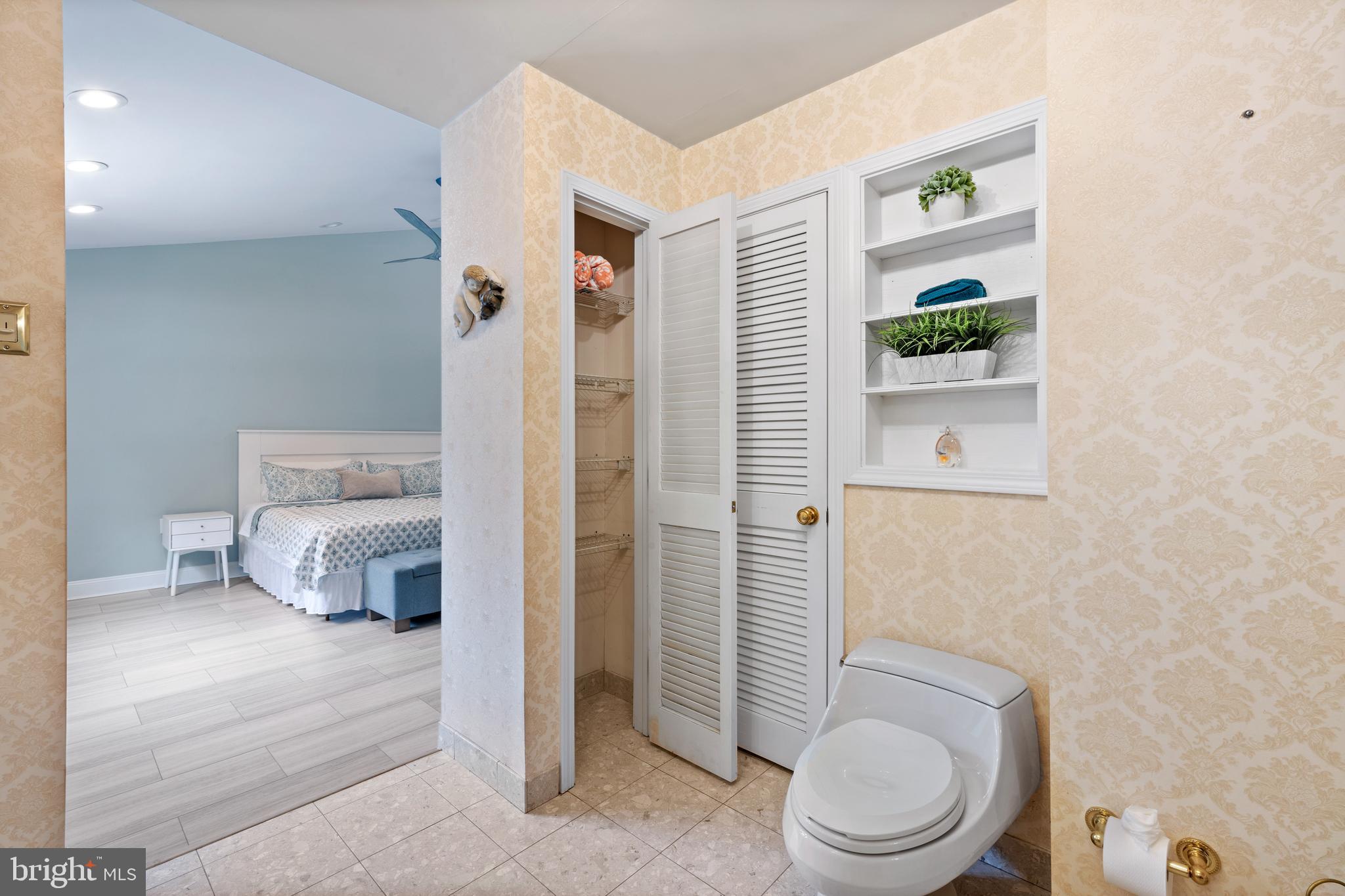 HUNTINGDON HOMES - Residential