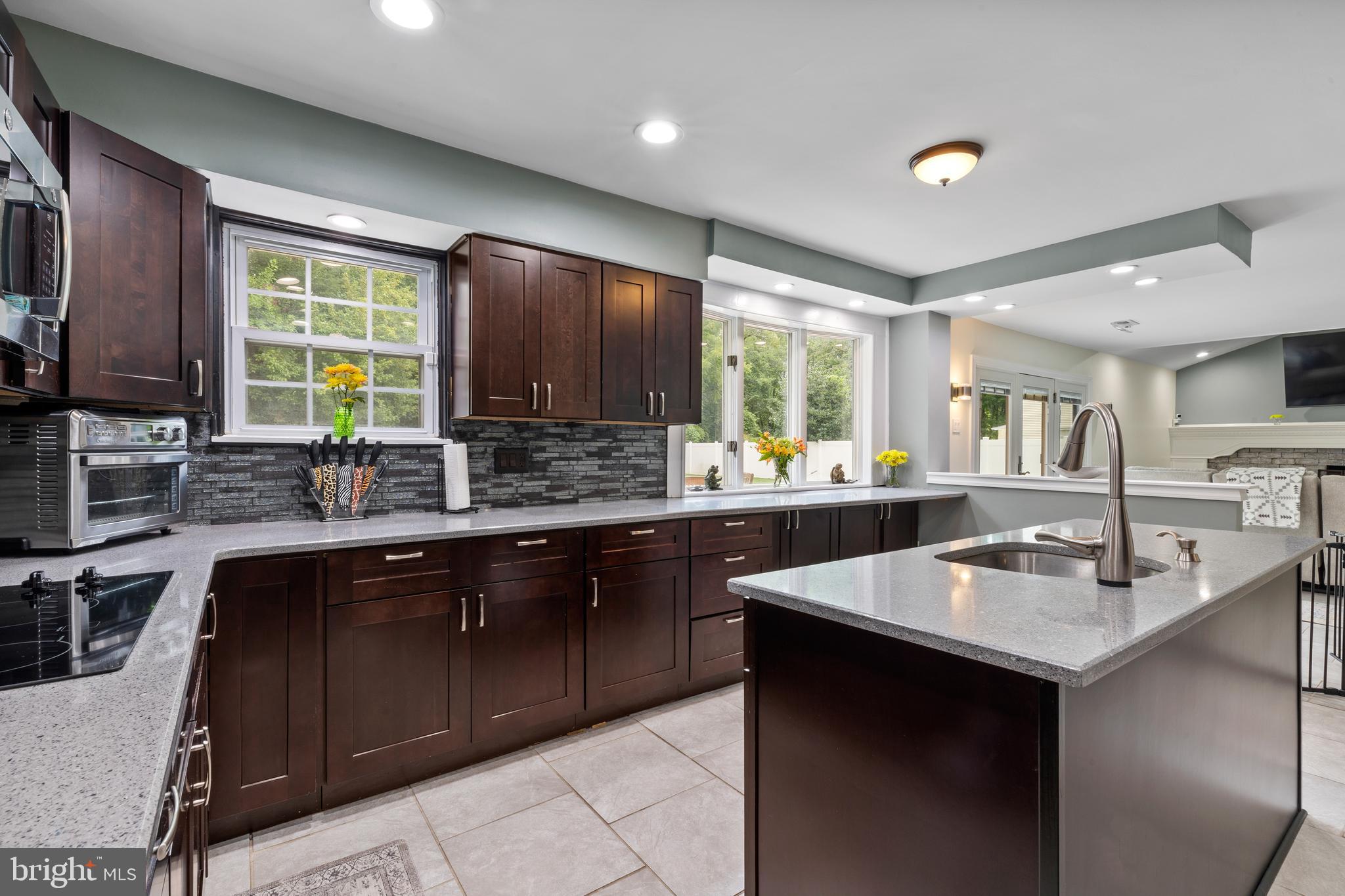 HUNTINGDON HOMES - Residential