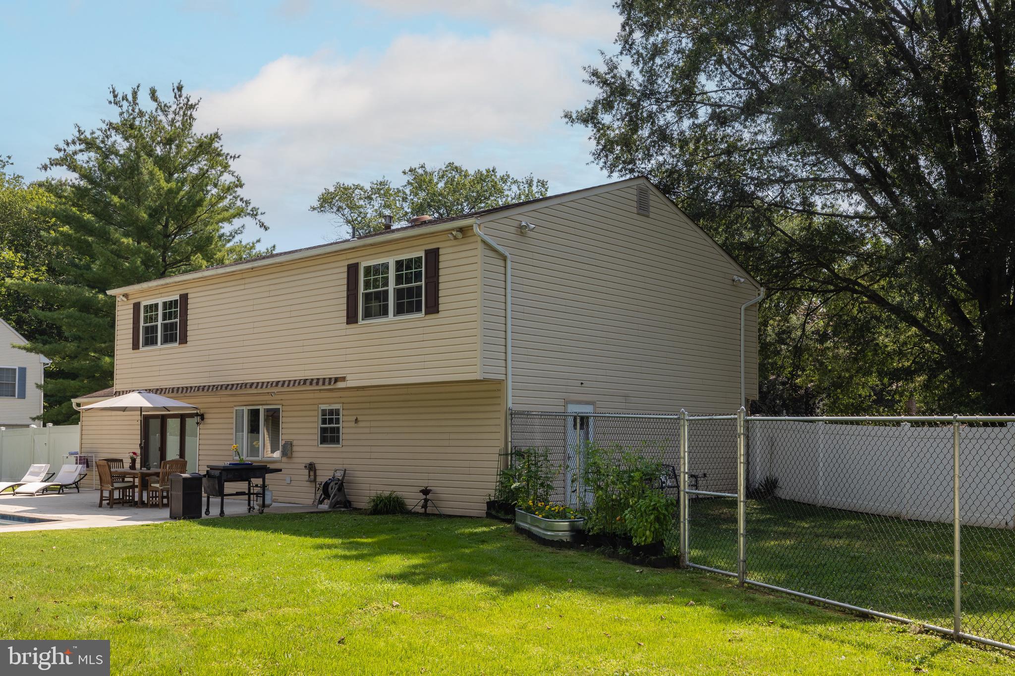 HUNTINGDON HOMES - Residential