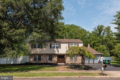 325 TOLL DRIVE SOUTHAMPTON PA 18966