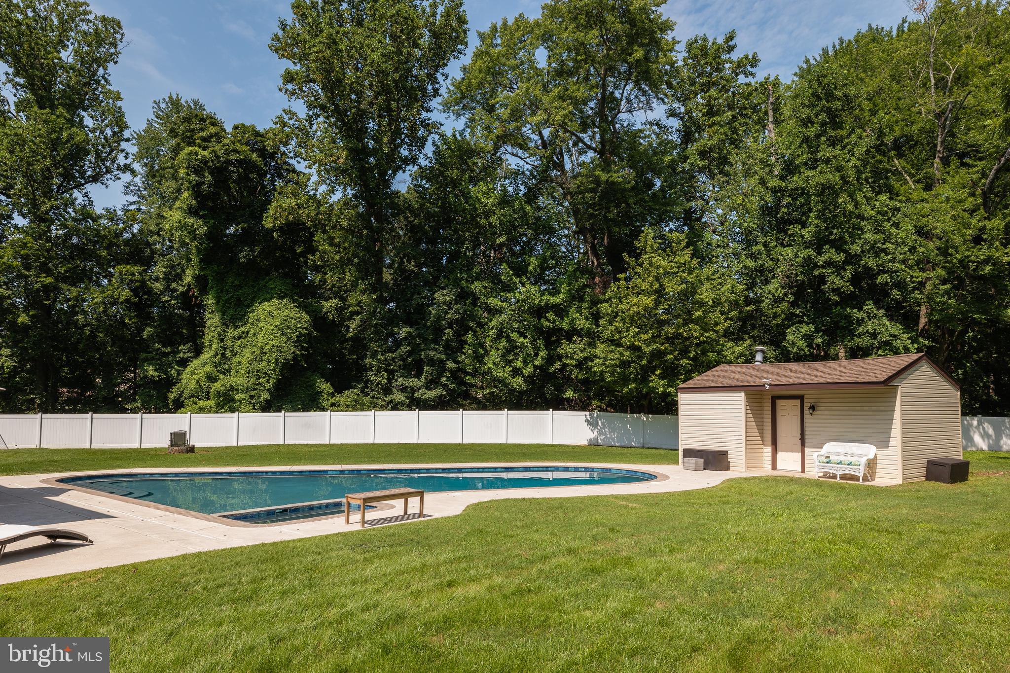 HUNTINGDON HOMES - Residential