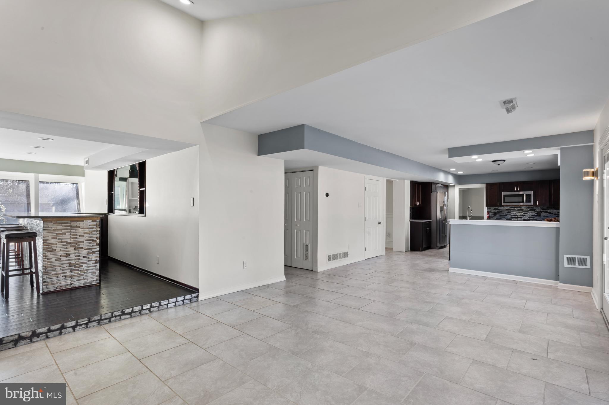 HUNTINGDON HOMES - Residential