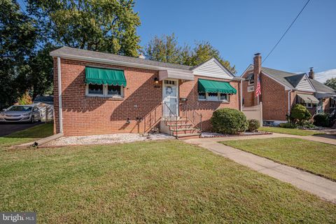 Photo of 209 Taylor Road, WILMINGTON, DE 19804 (MLS # DENC2090590)
