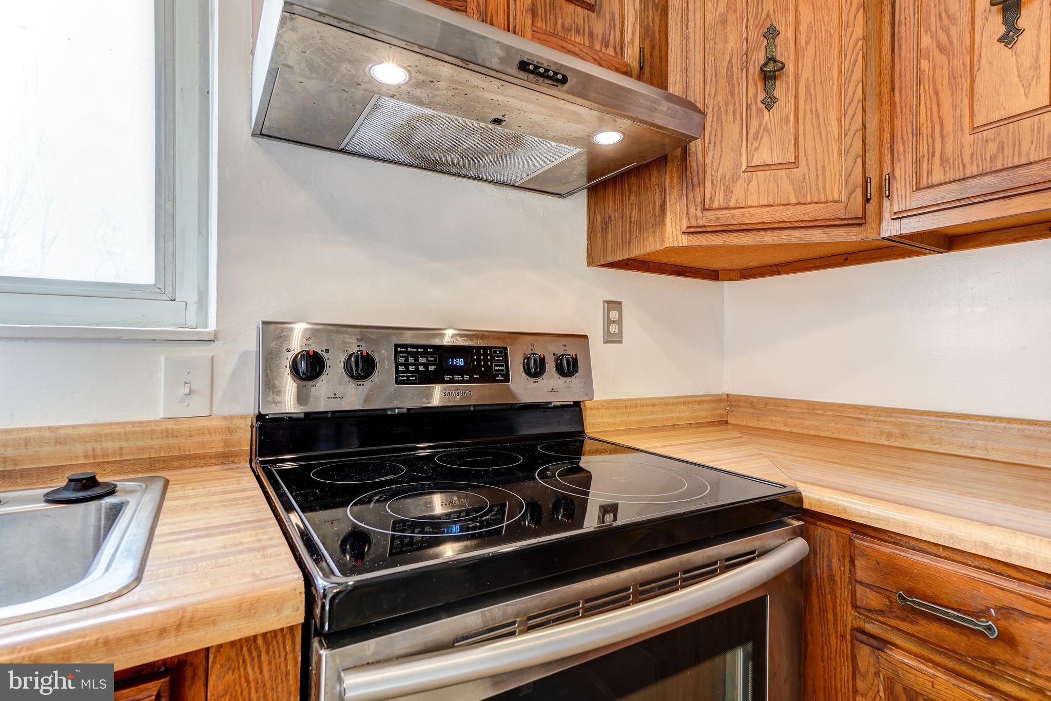 RIDGELY PARK - Residential Lease