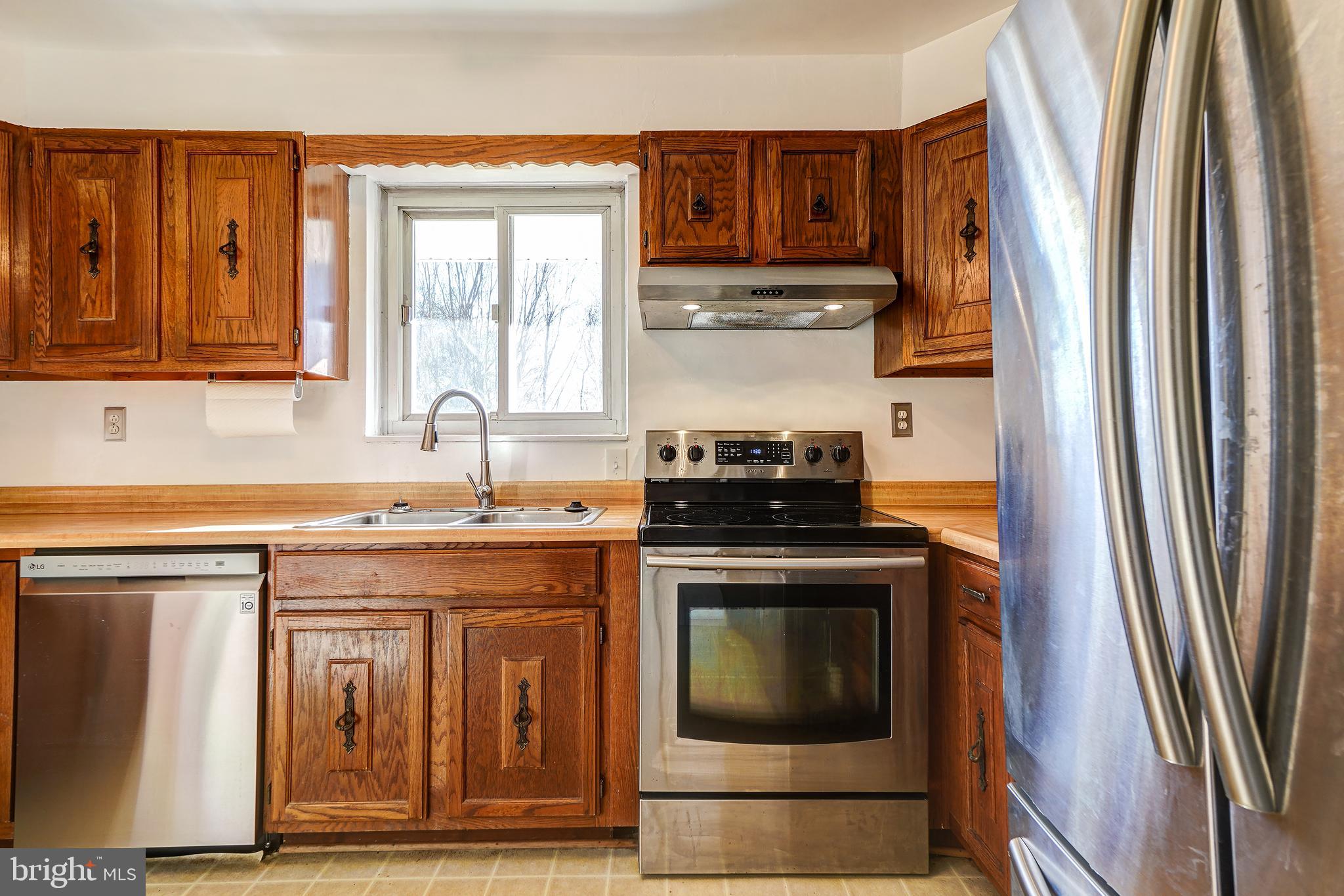 RIDGELY PARK - Residential Lease
