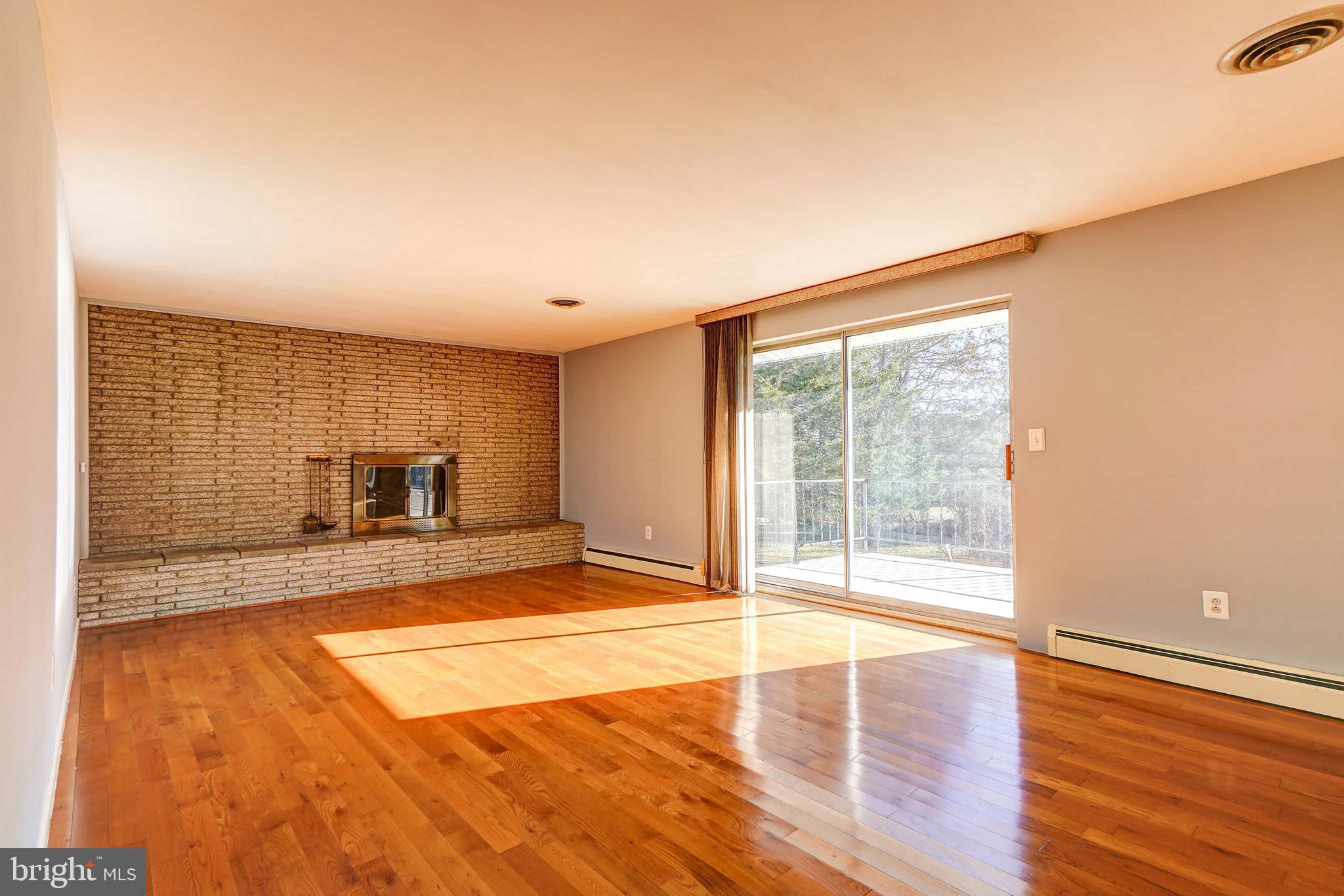 RIDGELY PARK - Residential Lease