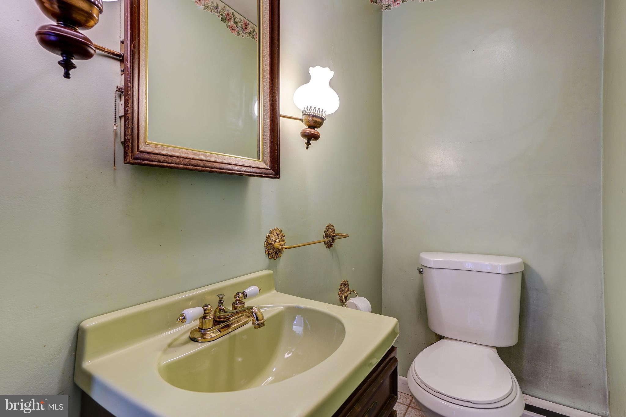 RIDGELY PARK - Residential Lease