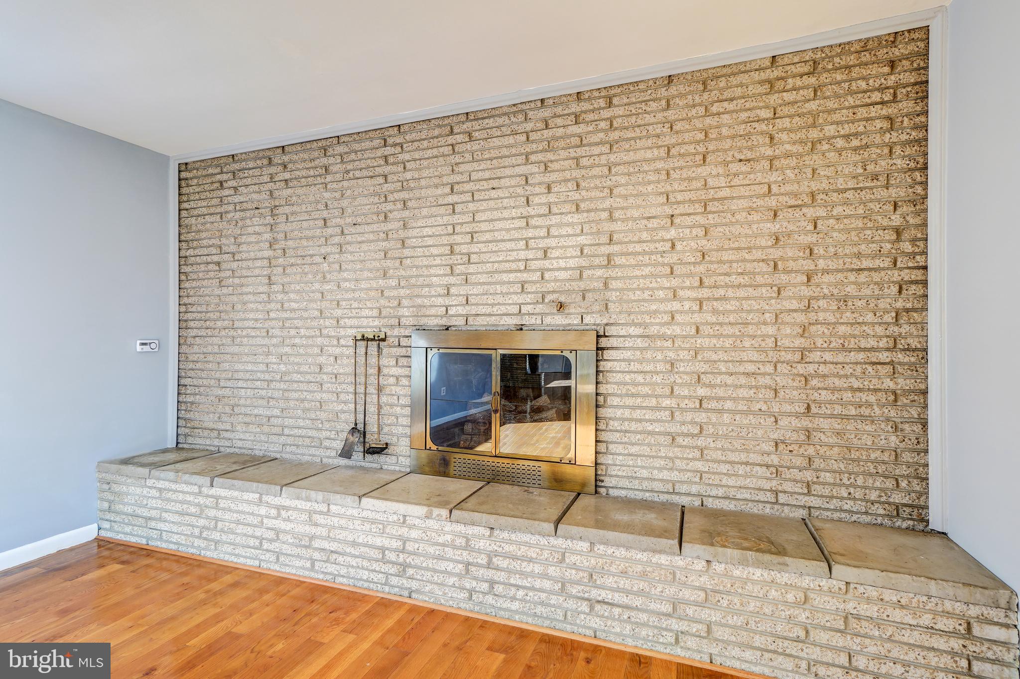 RIDGELY PARK - Residential Lease
