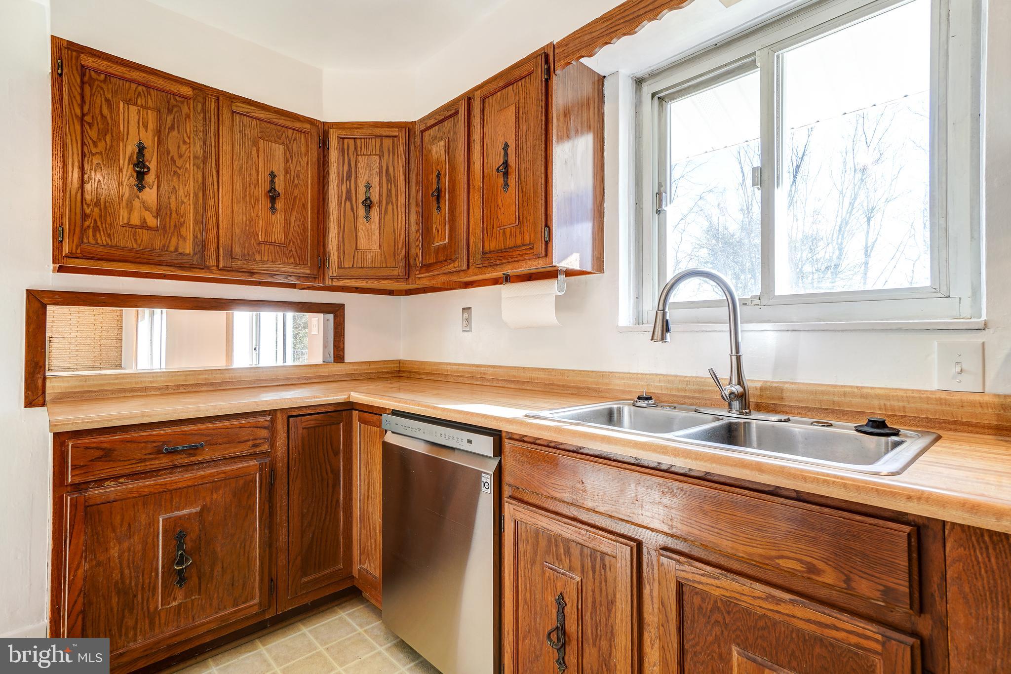 RIDGELY PARK - Residential Lease