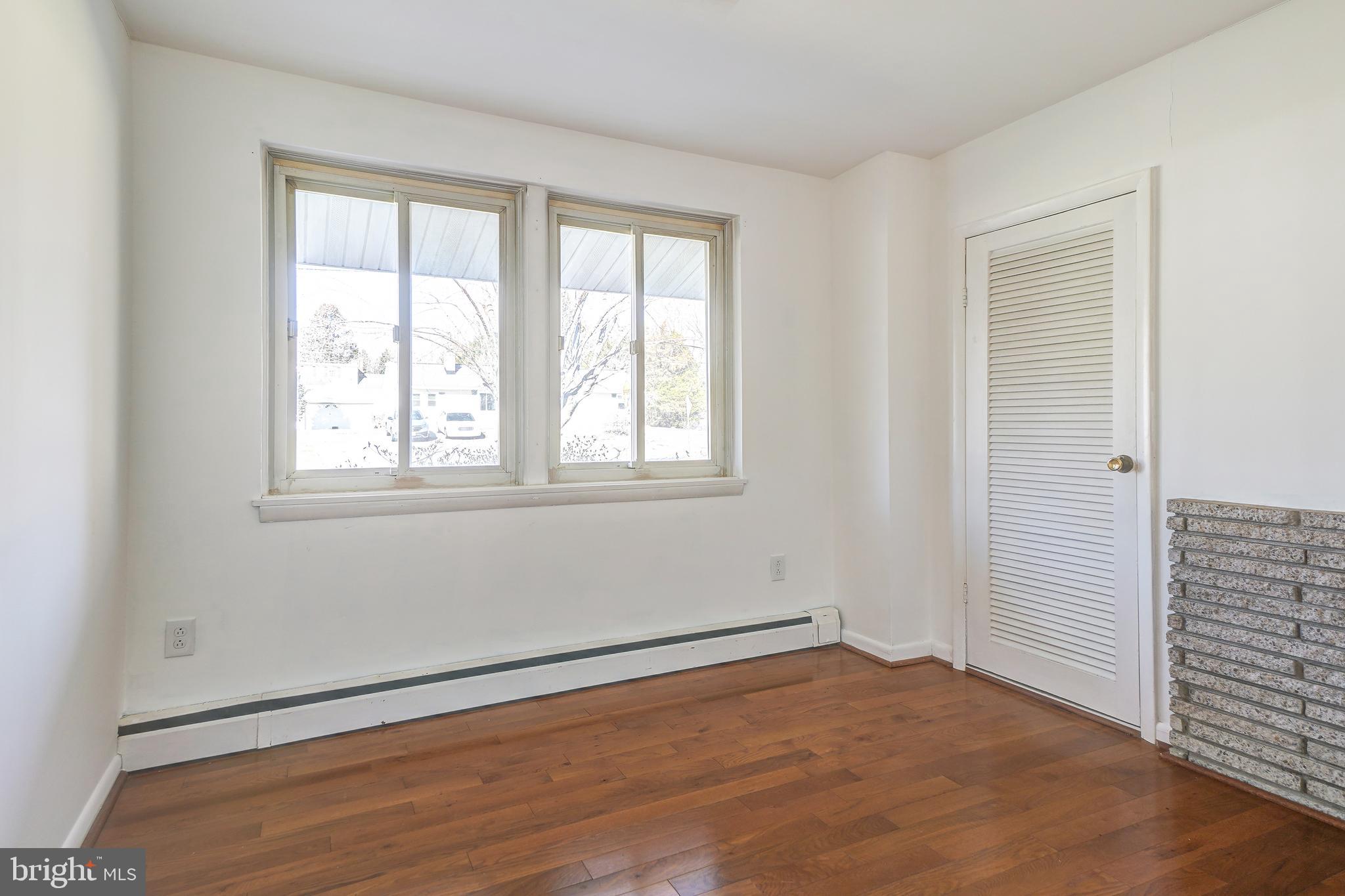 RIDGELY PARK - Residential Lease