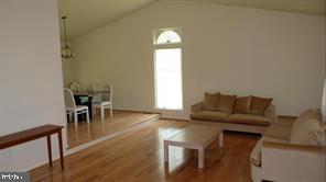 NORTH FARM - Residential Lease