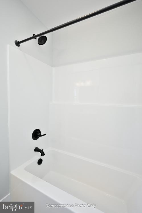 WALTON HILL - Residential