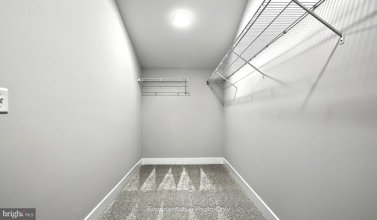 WALTON HILL - Residential