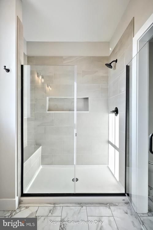 WALTON HILL - Residential