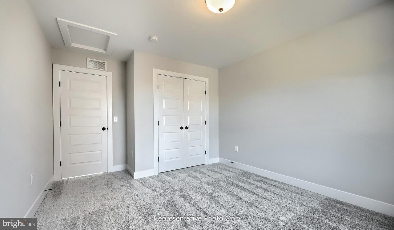 WALTON HILL - Residential