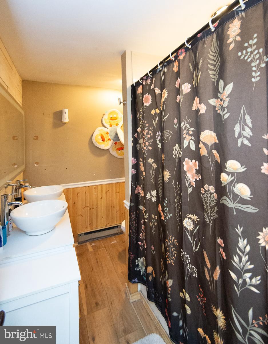 FISHING CREEK/HOOPERS ISLAND - Residential