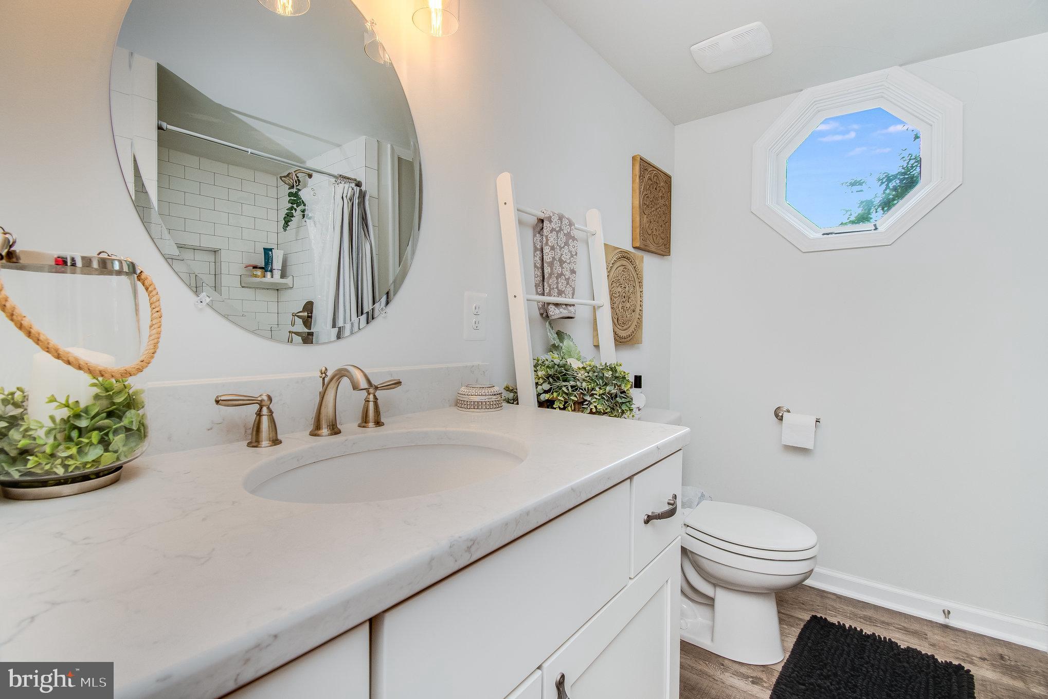 LAKE OF THE WOODS - Residential