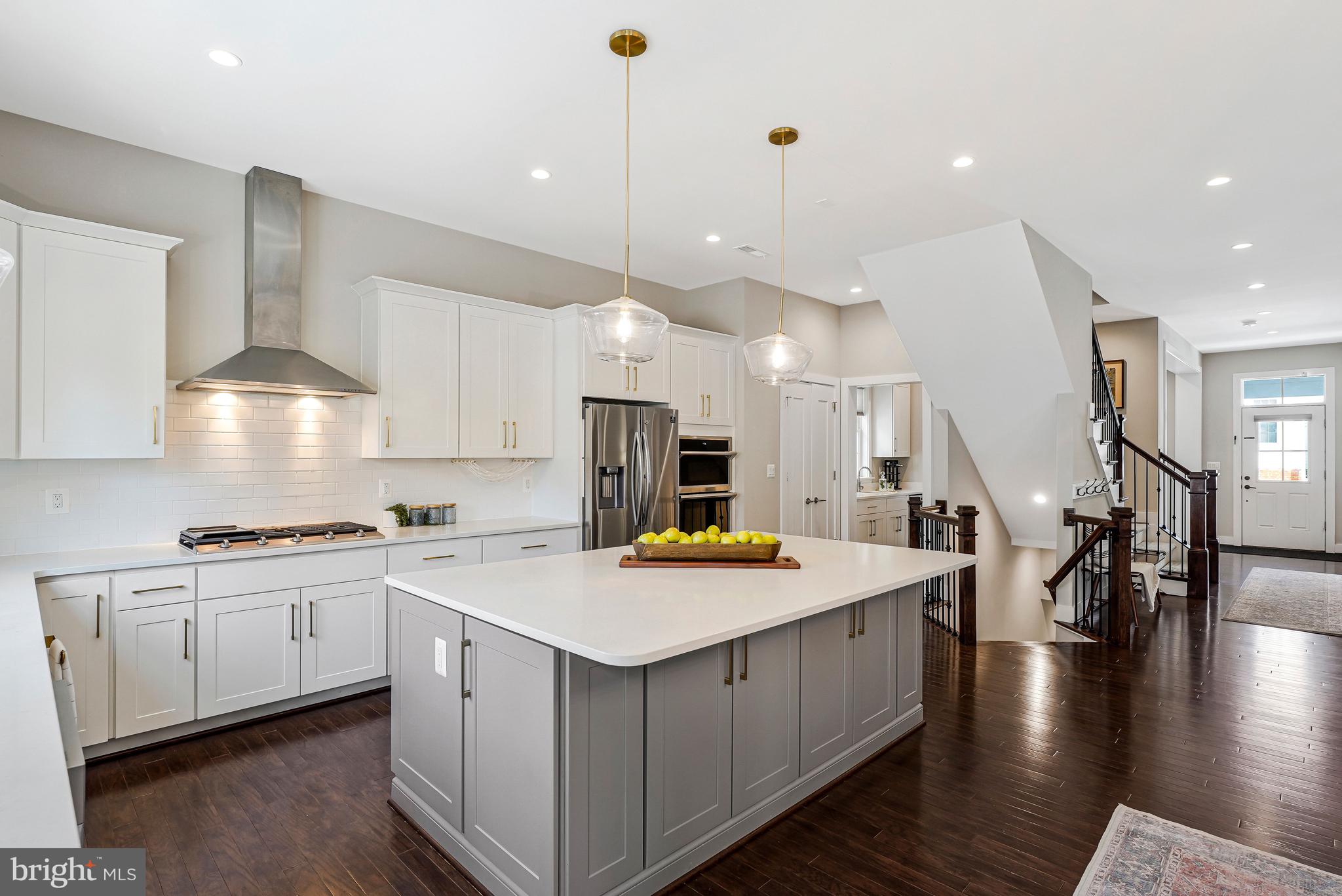 HIDEAWAY PARK - Residential