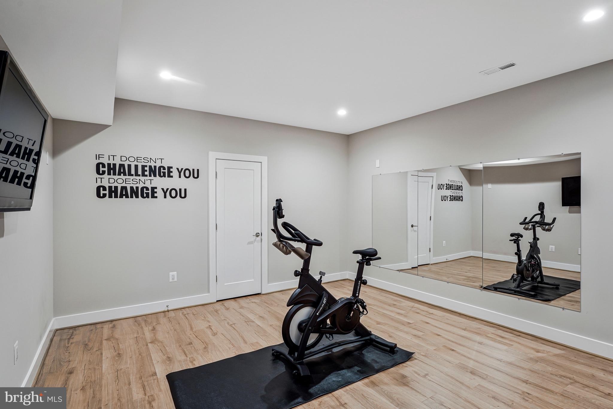 HIDEAWAY PARK - Residential