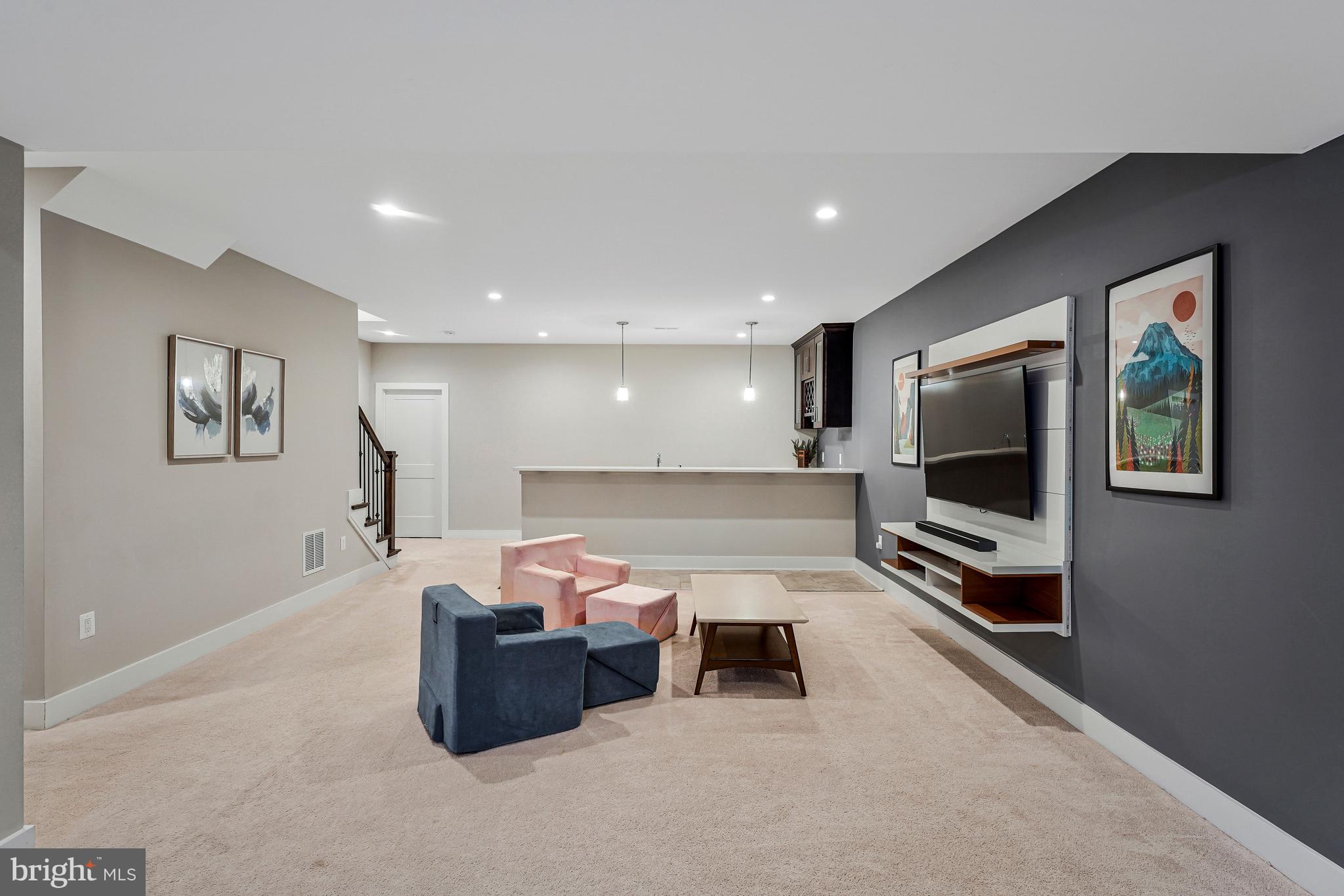 HIDEAWAY PARK - Residential