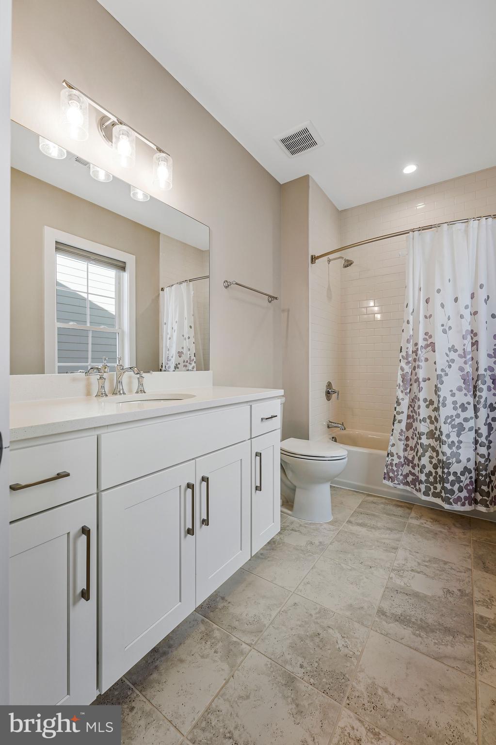 HIDEAWAY PARK - Residential