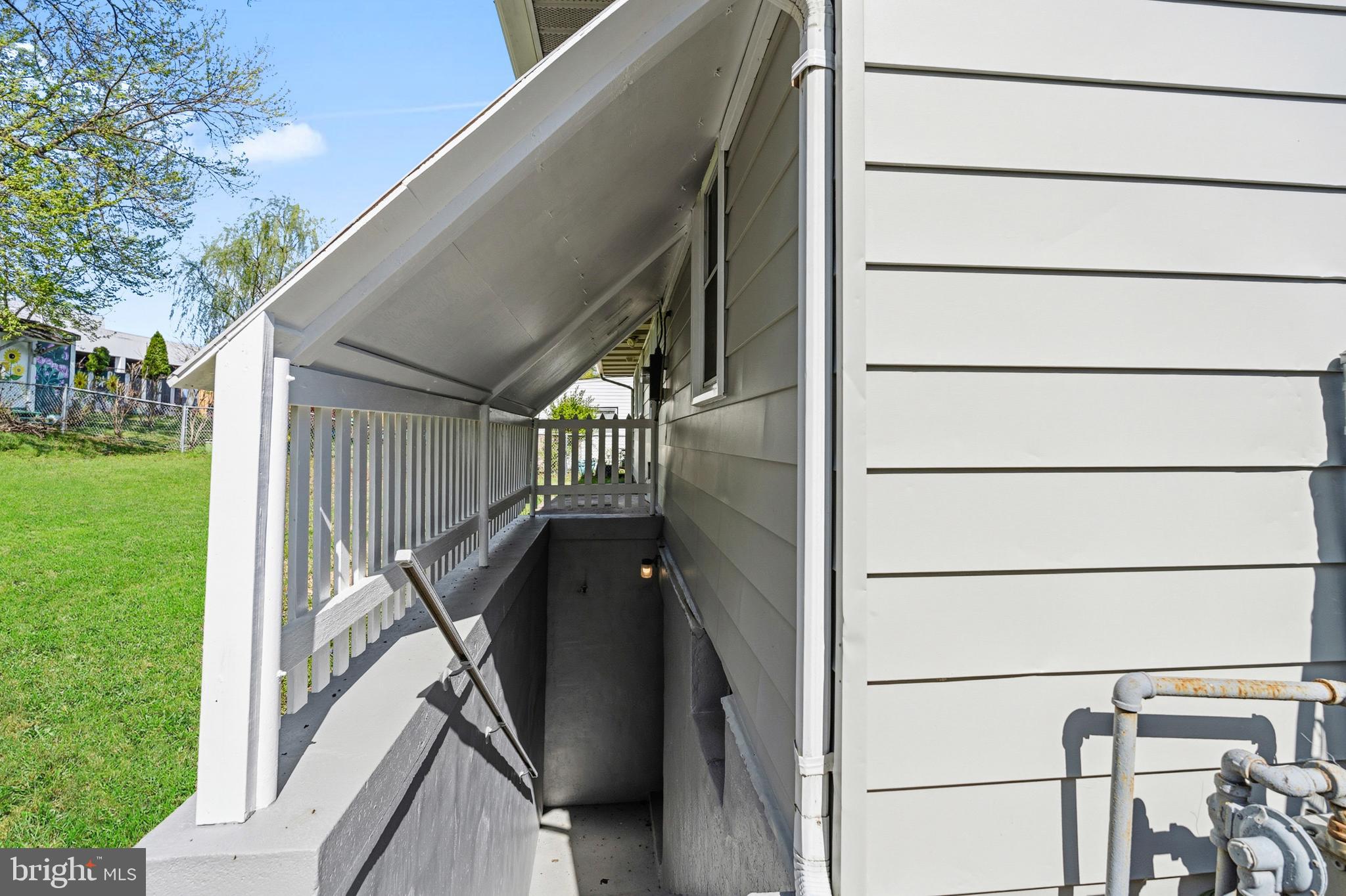 ROCKLAND - Residential