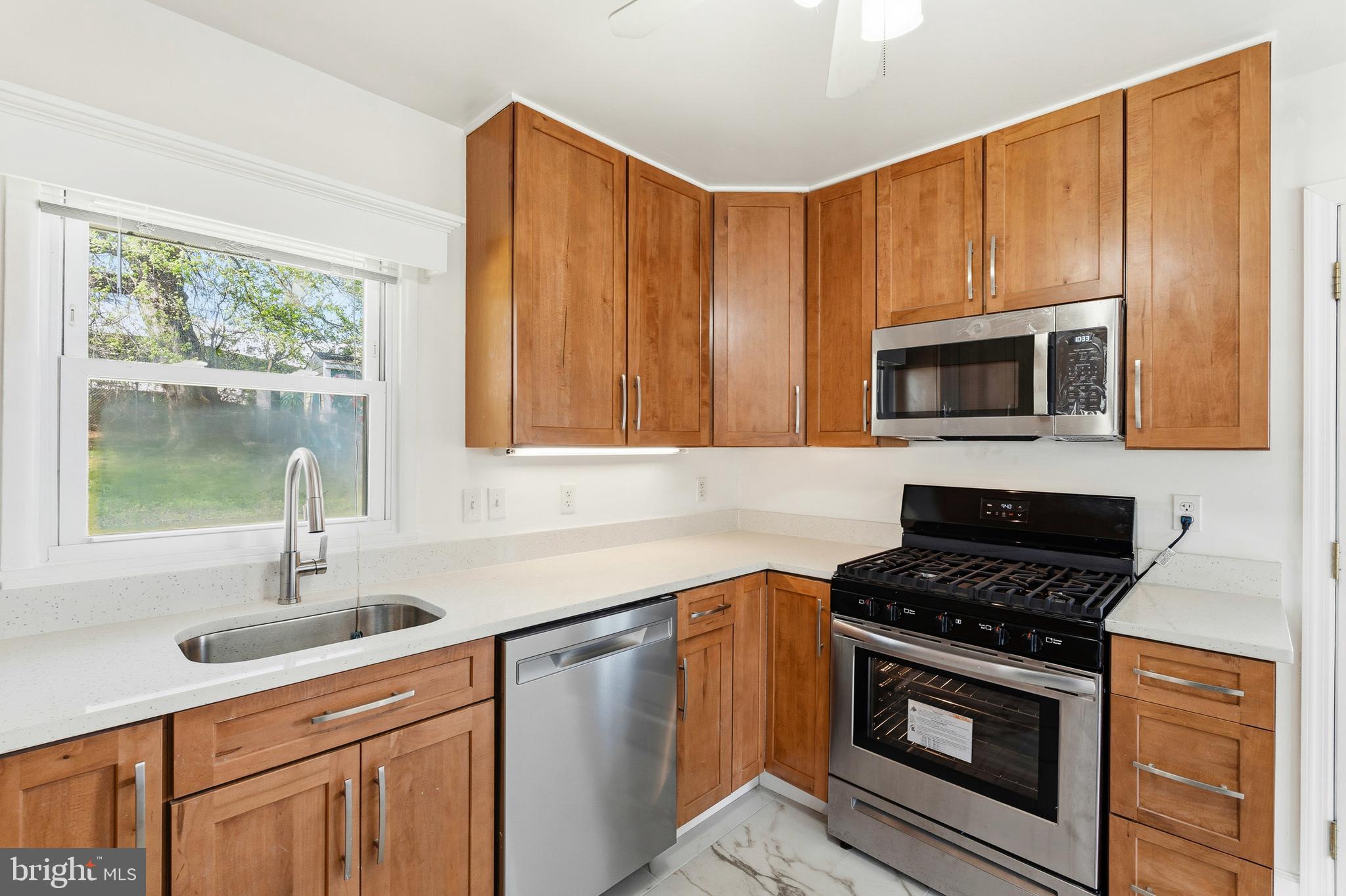 ROCKLAND - Residential