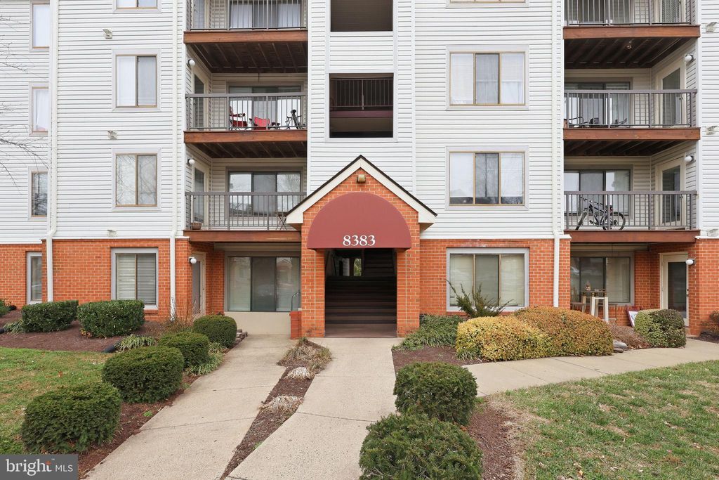 Photo of 8383 Buttress Lane #404, MANASSAS, VA 20110 (MLS # VAMN2010506)