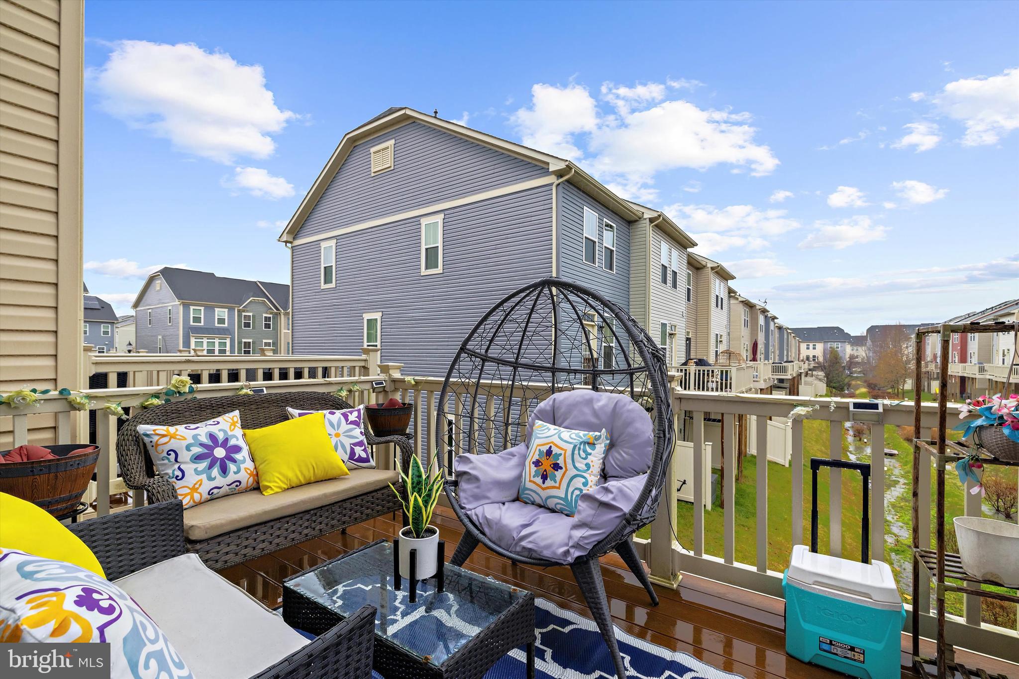 CREEKSIDE VILLAGE AT TANYARD SPRINGS - Residential